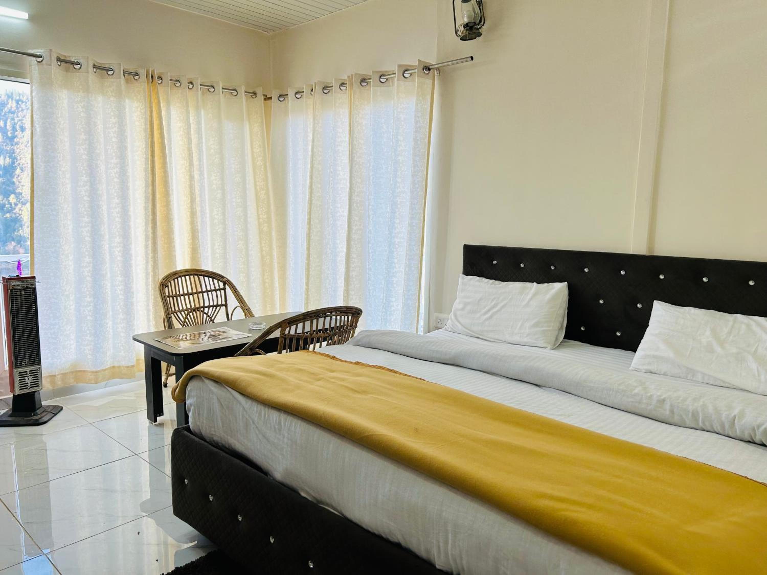 King Room with Mountain View - Photo 10