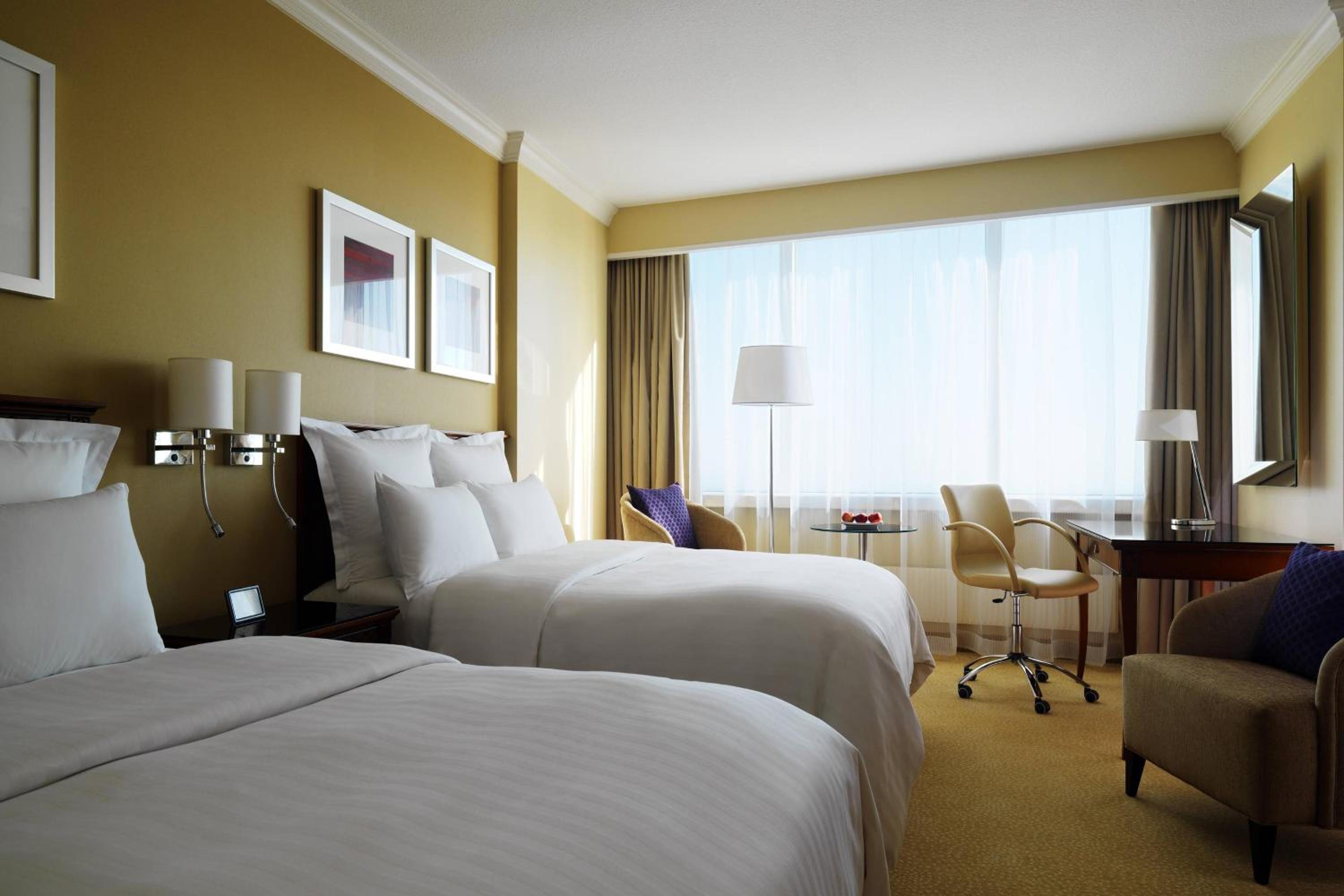 Deluxe Guest Room, 2 Double - Photo 1