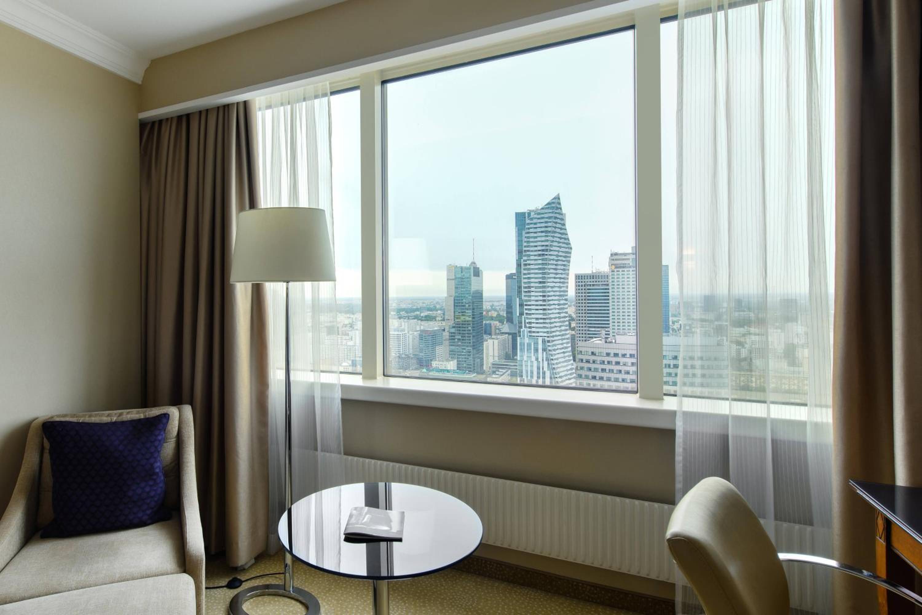 Executive Room, Club lounge access, Guest room, 2 Double - Photo 6