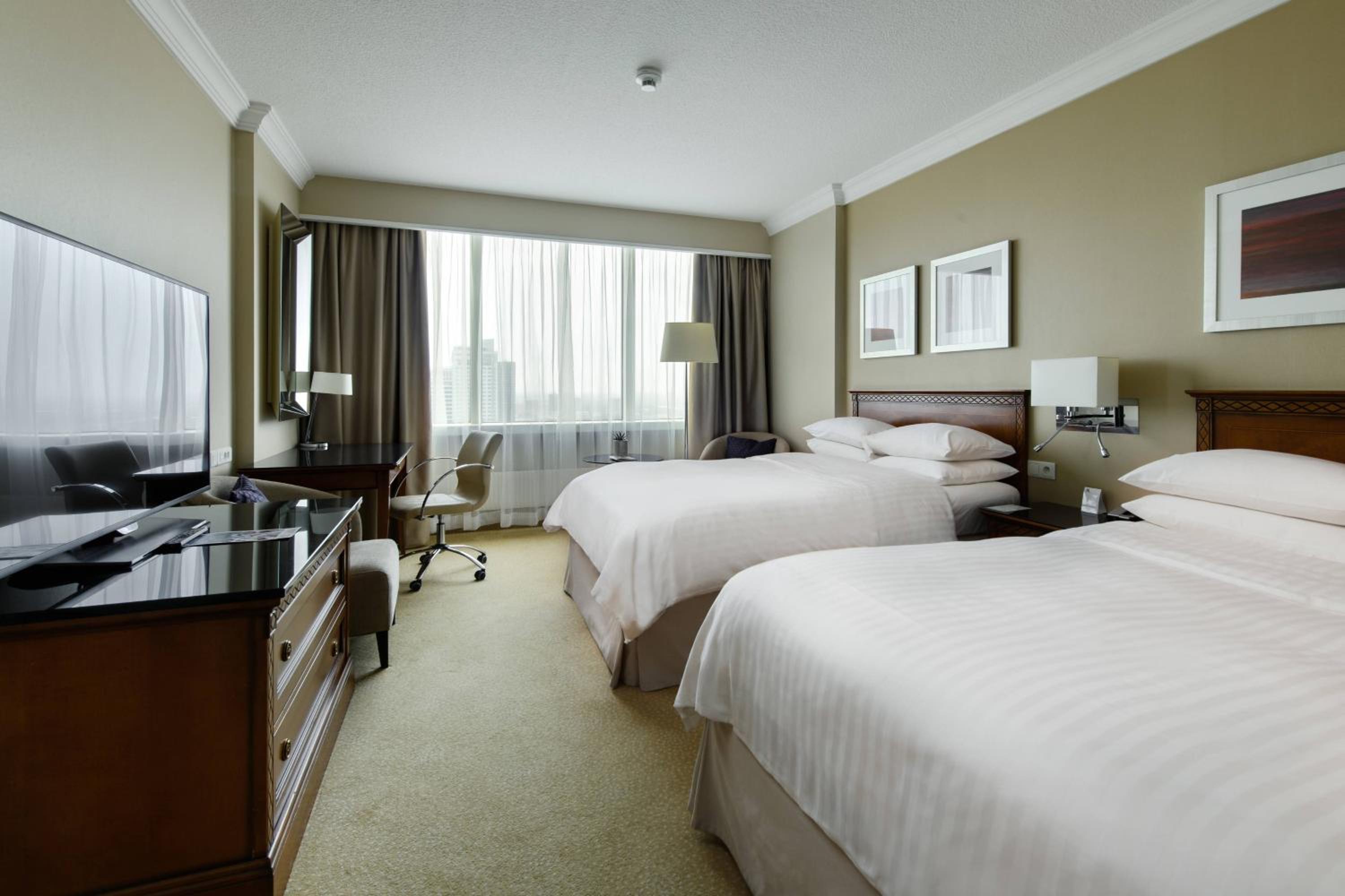 Executive Room, Club lounge access, Guest room, 2 Double - Photo 1