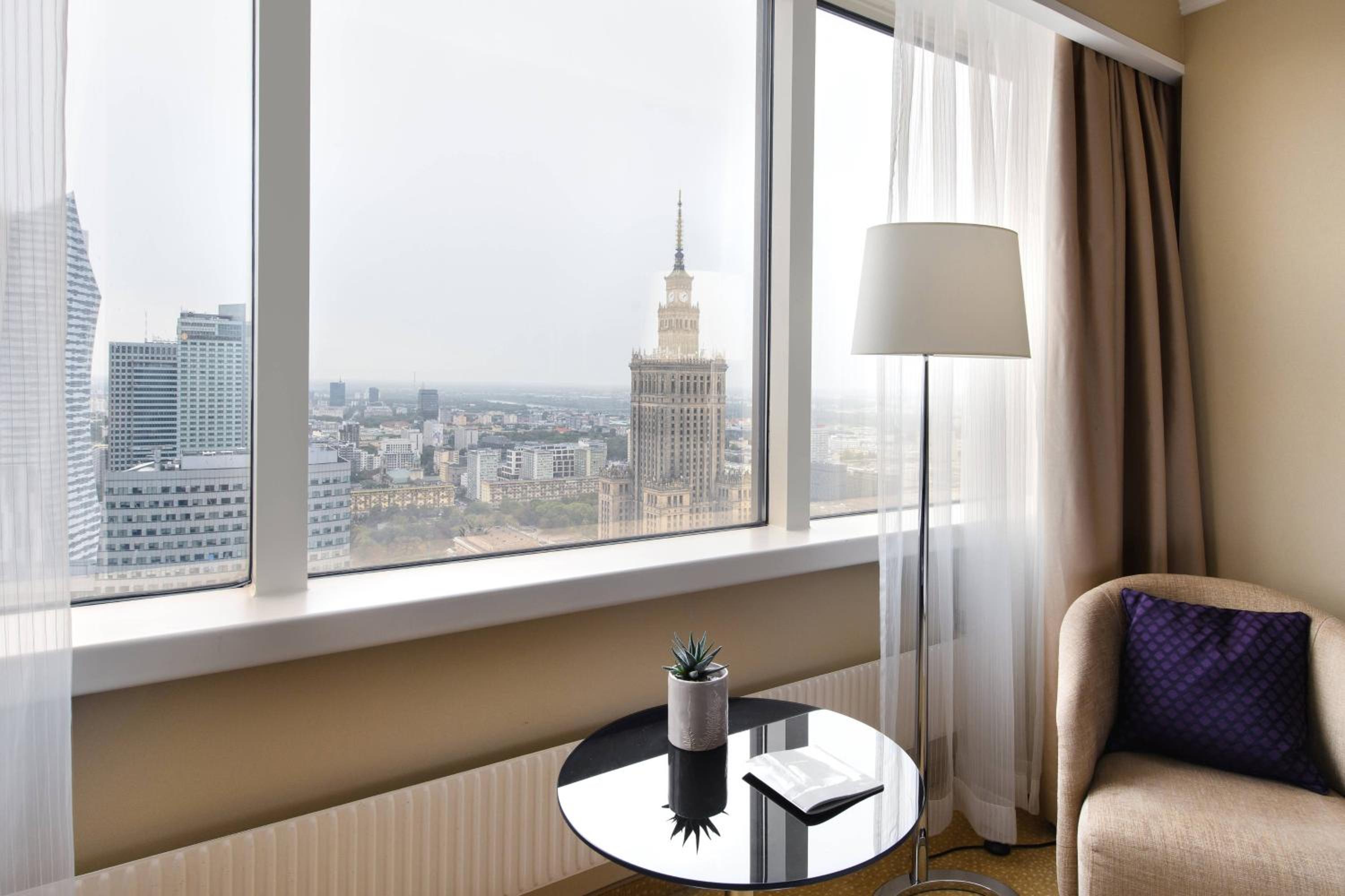Executive Room, Club lounge access, Guest room, 1 King - Photo 2