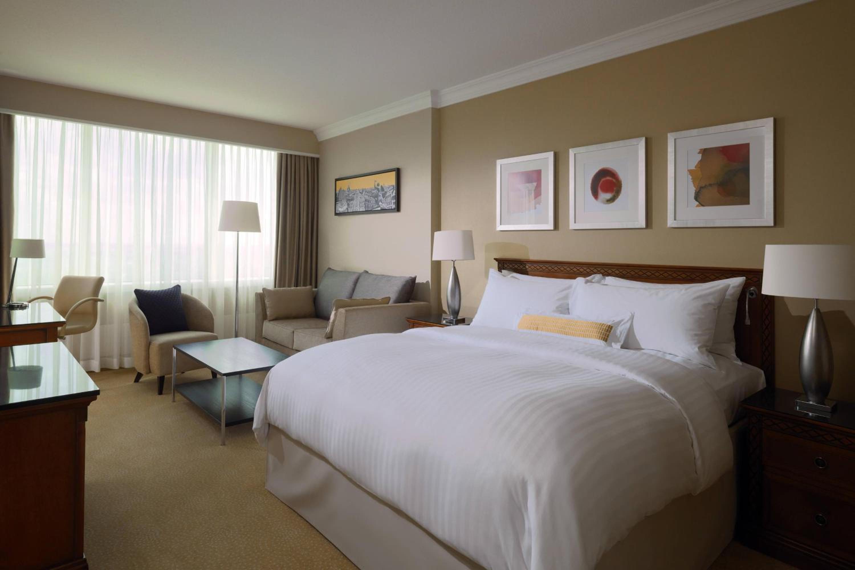 Corner Junior Suite - Photo 1