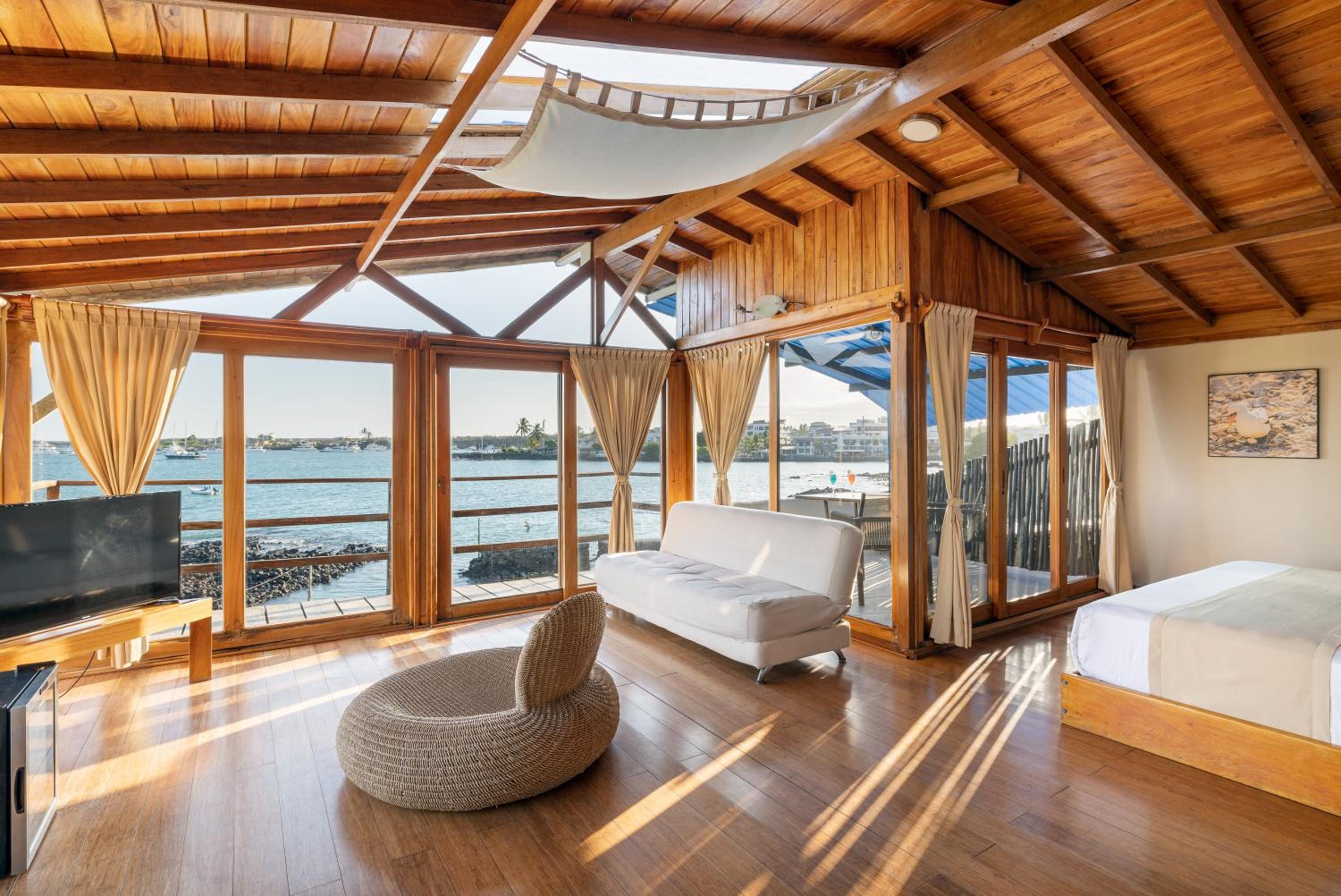 Signature Suite