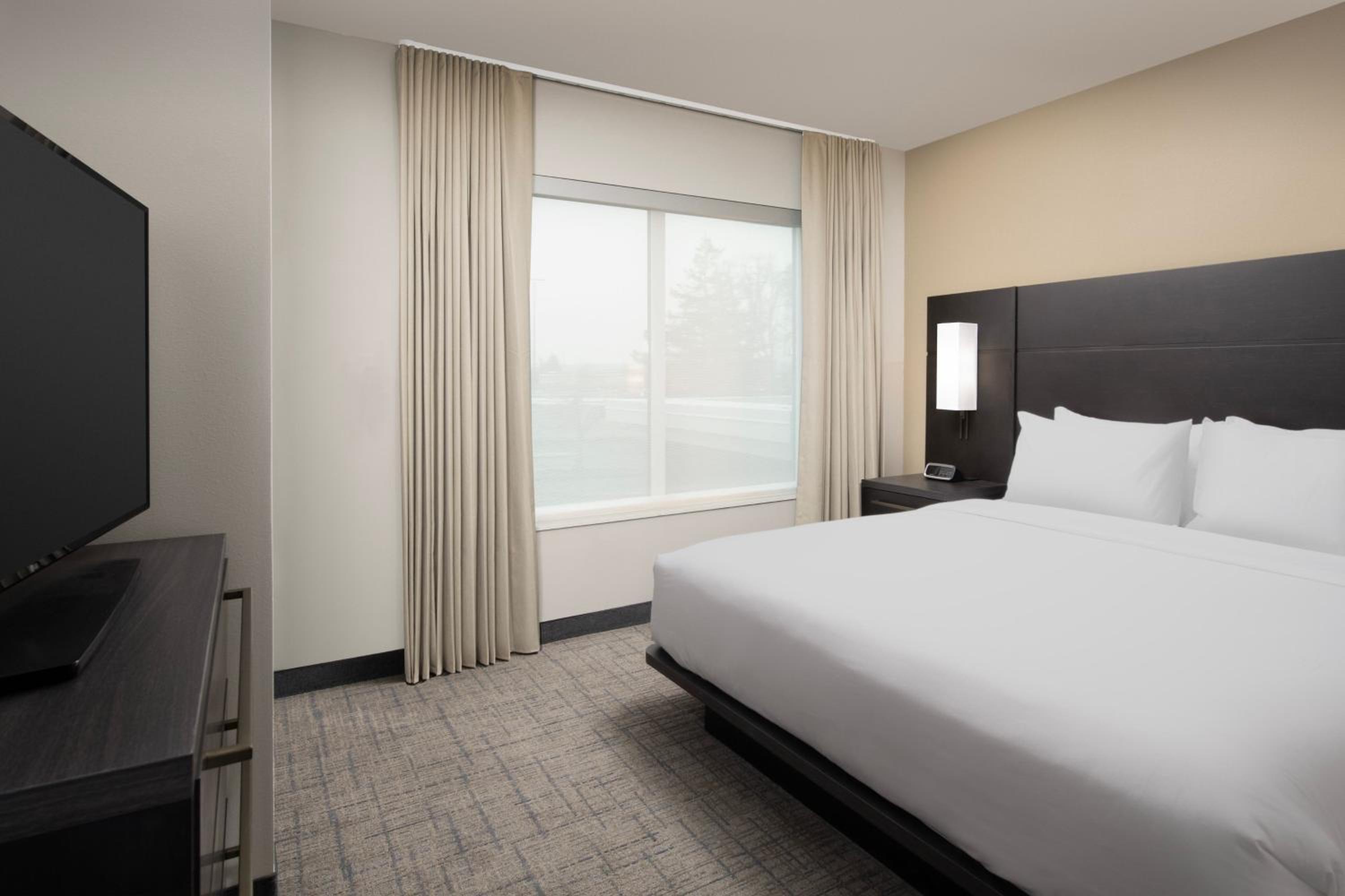 One-Bedroom King Suite with Sofa Bed  - Photo 1