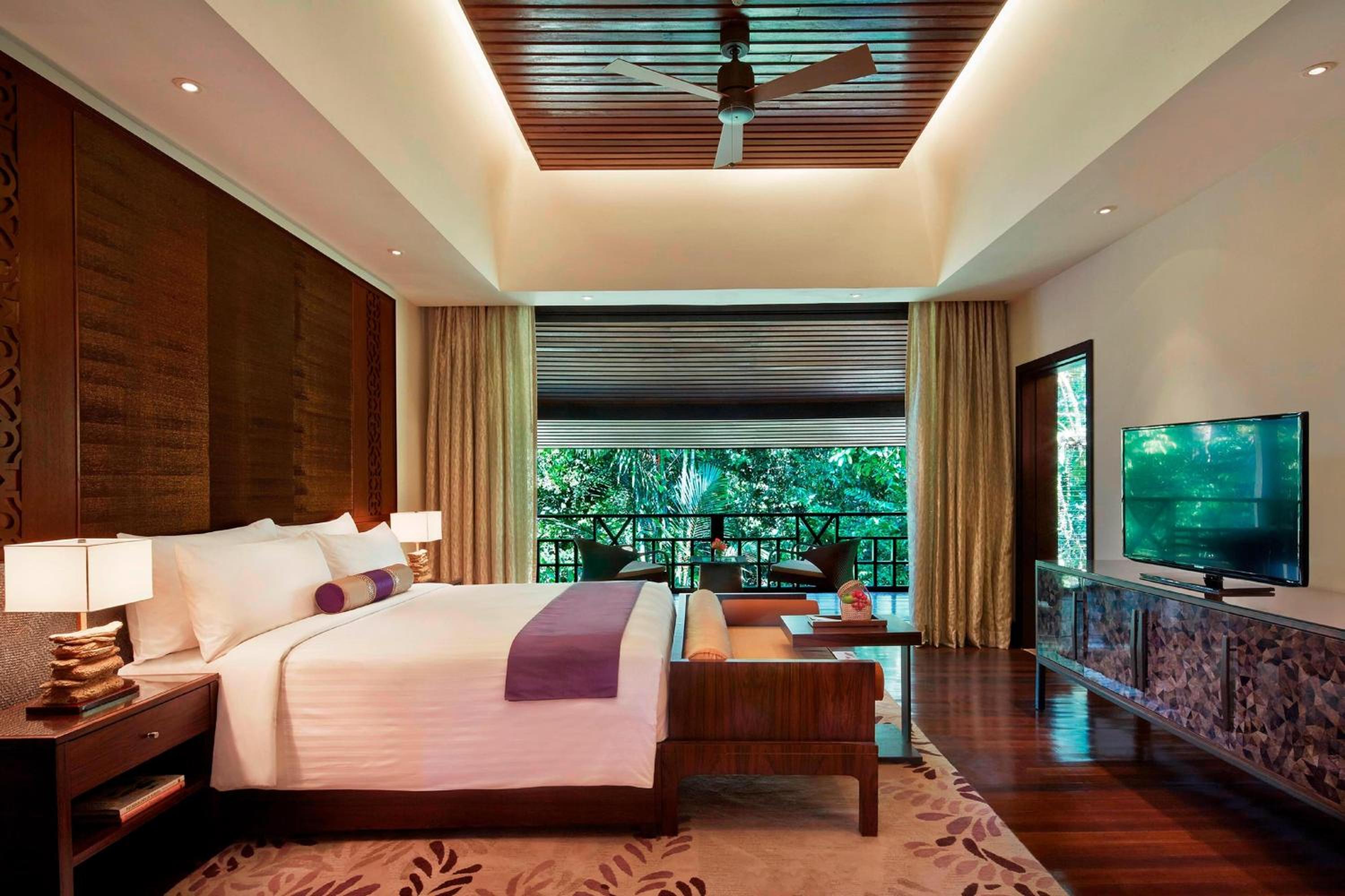 Presidential Suite, Presidential Suite, 1 King, Balcony photo 2