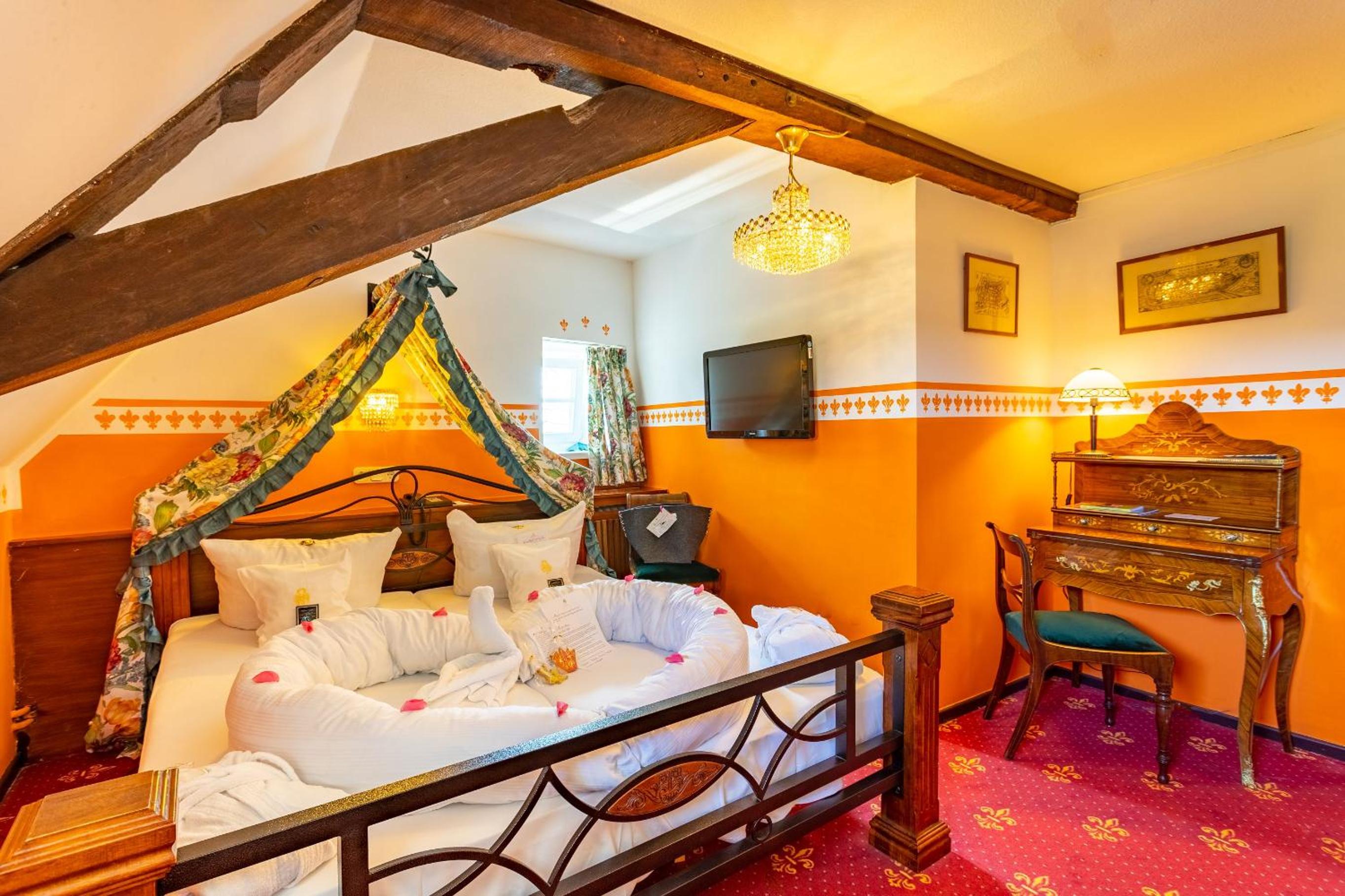 Double Room - Photo 2