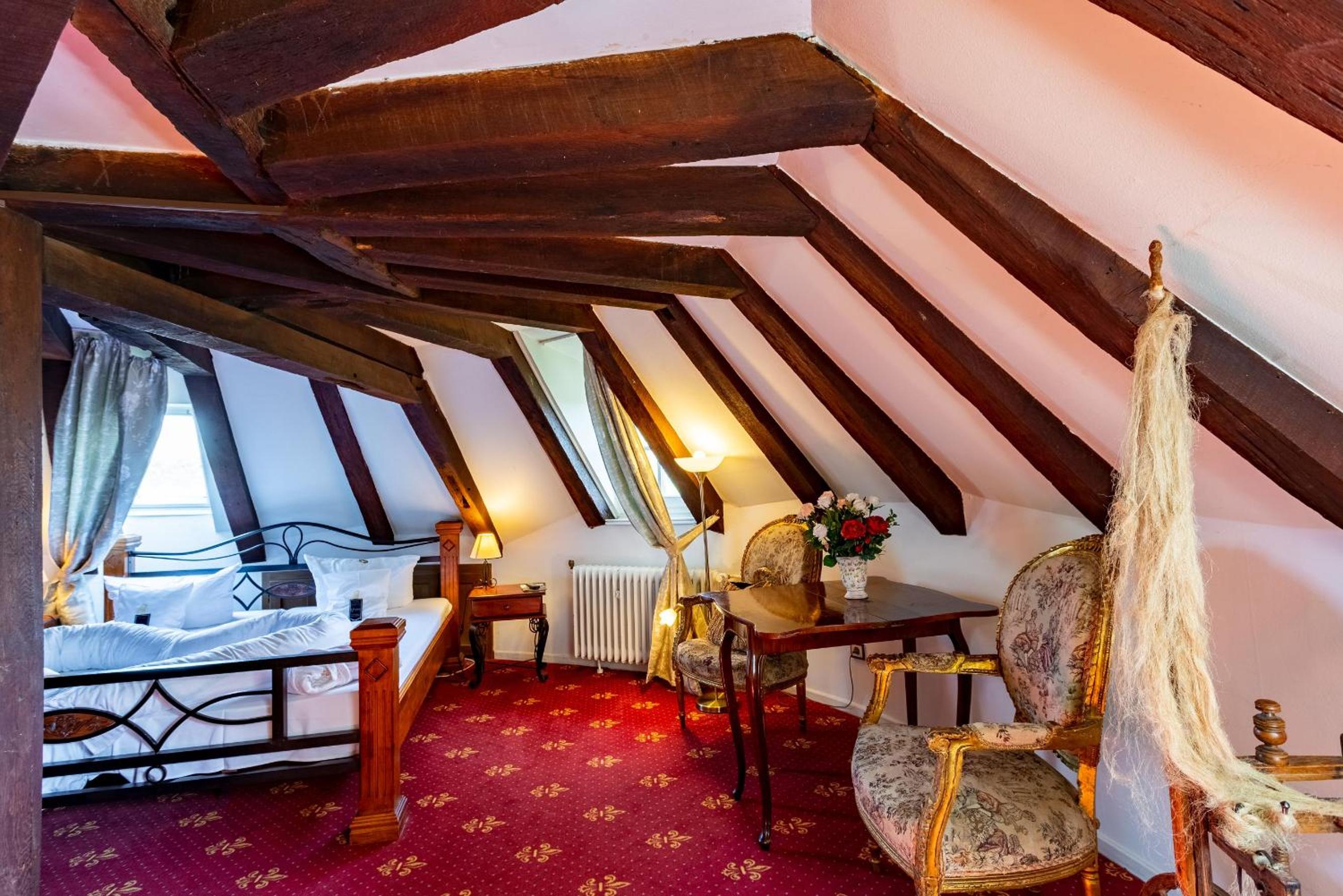 Double Room - Photo 4