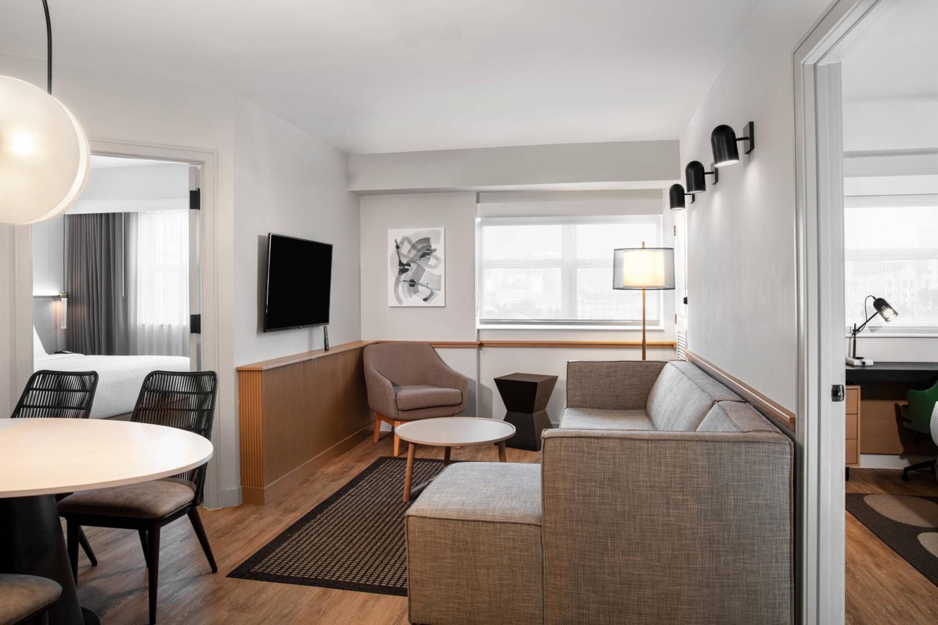 Two-Bedroom Suite - Photo 1