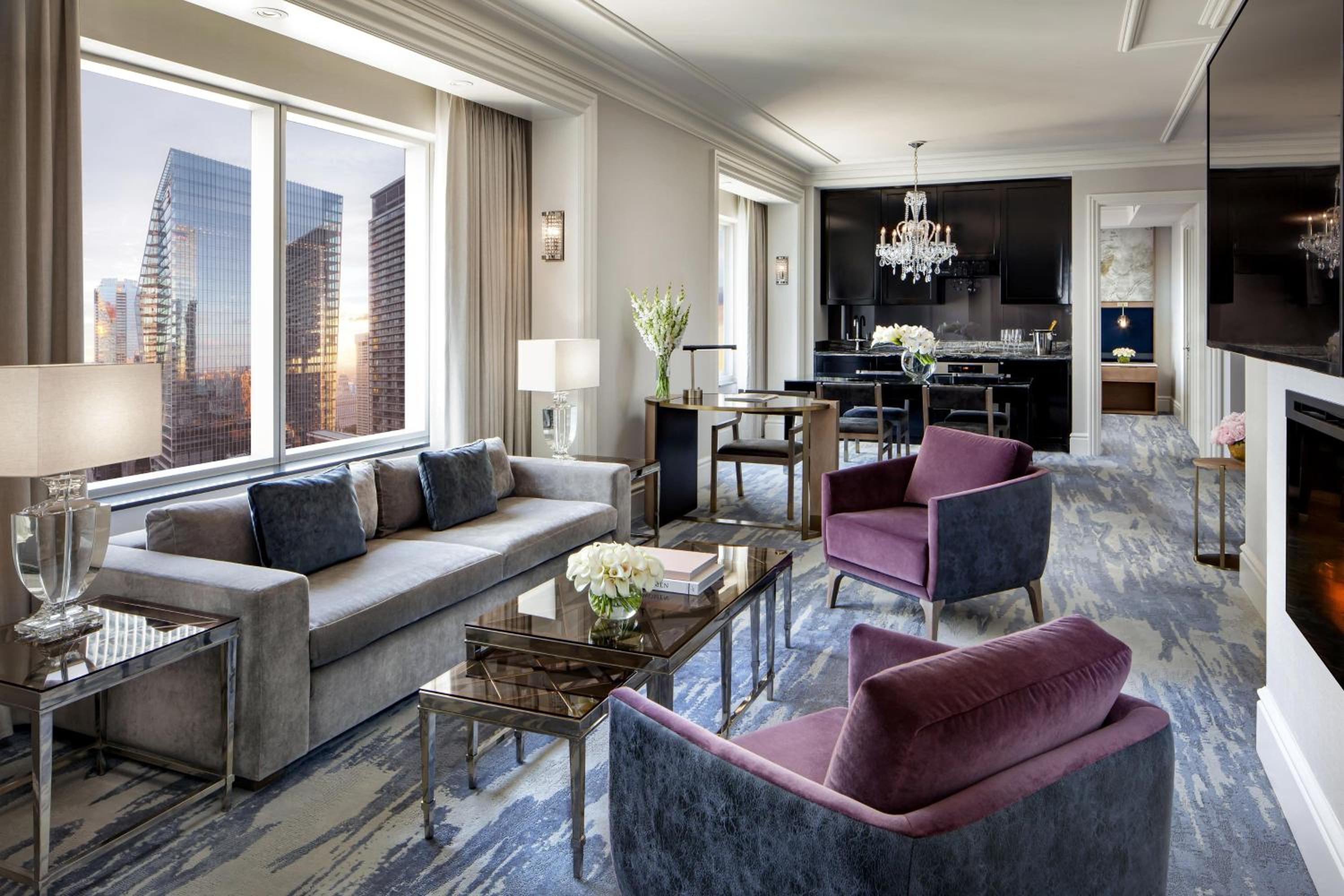 Two Bedroom Deluxe Suite, 2 Bedroom Suite, City view