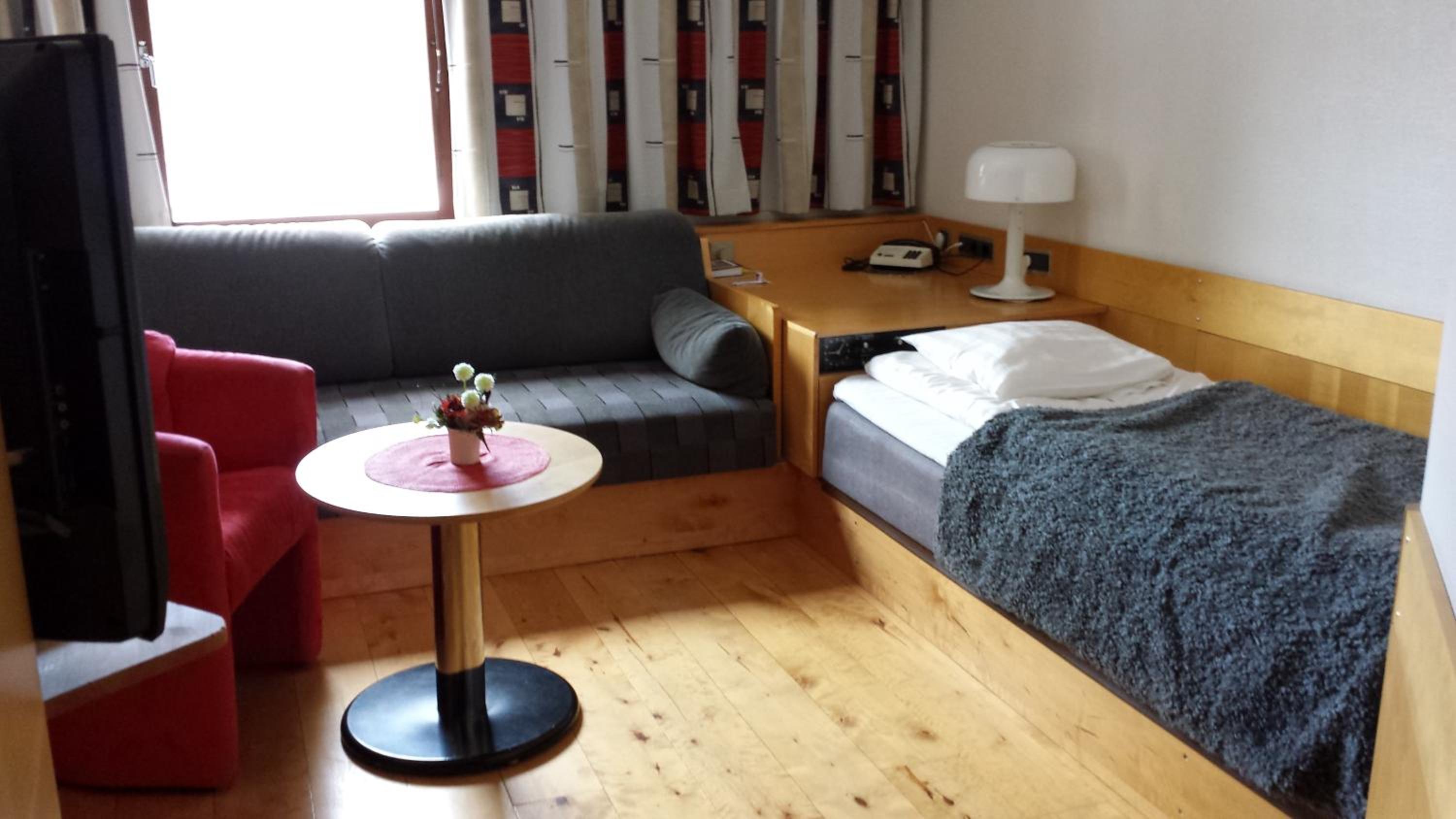 Standard Single Room