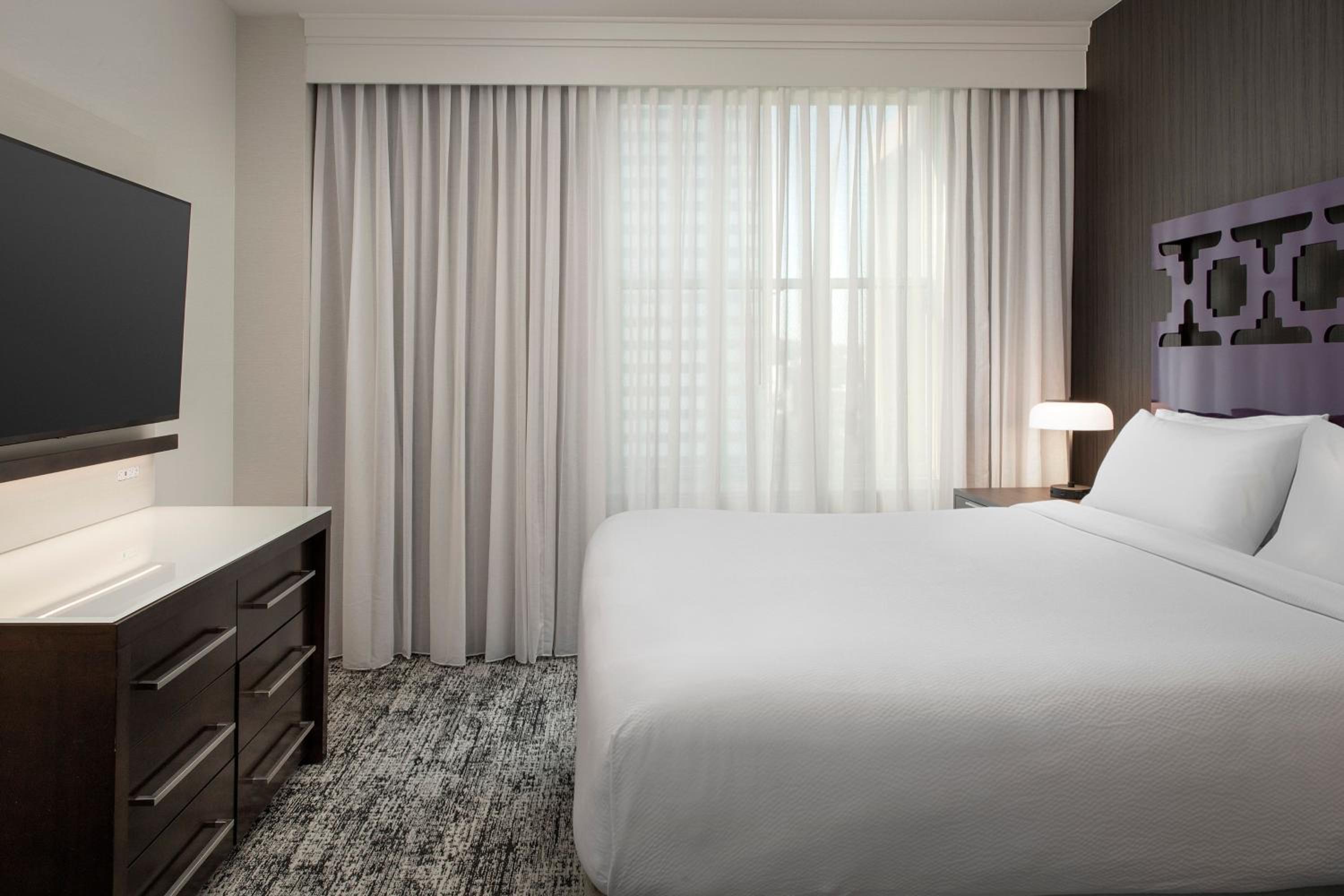 King Suite with Sofa Bed - Photo 3