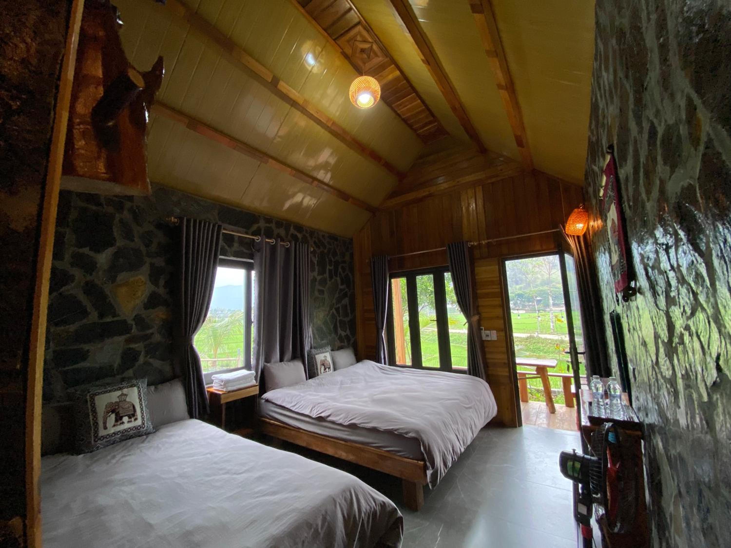 Quadruple Room with Mountain View photo 1