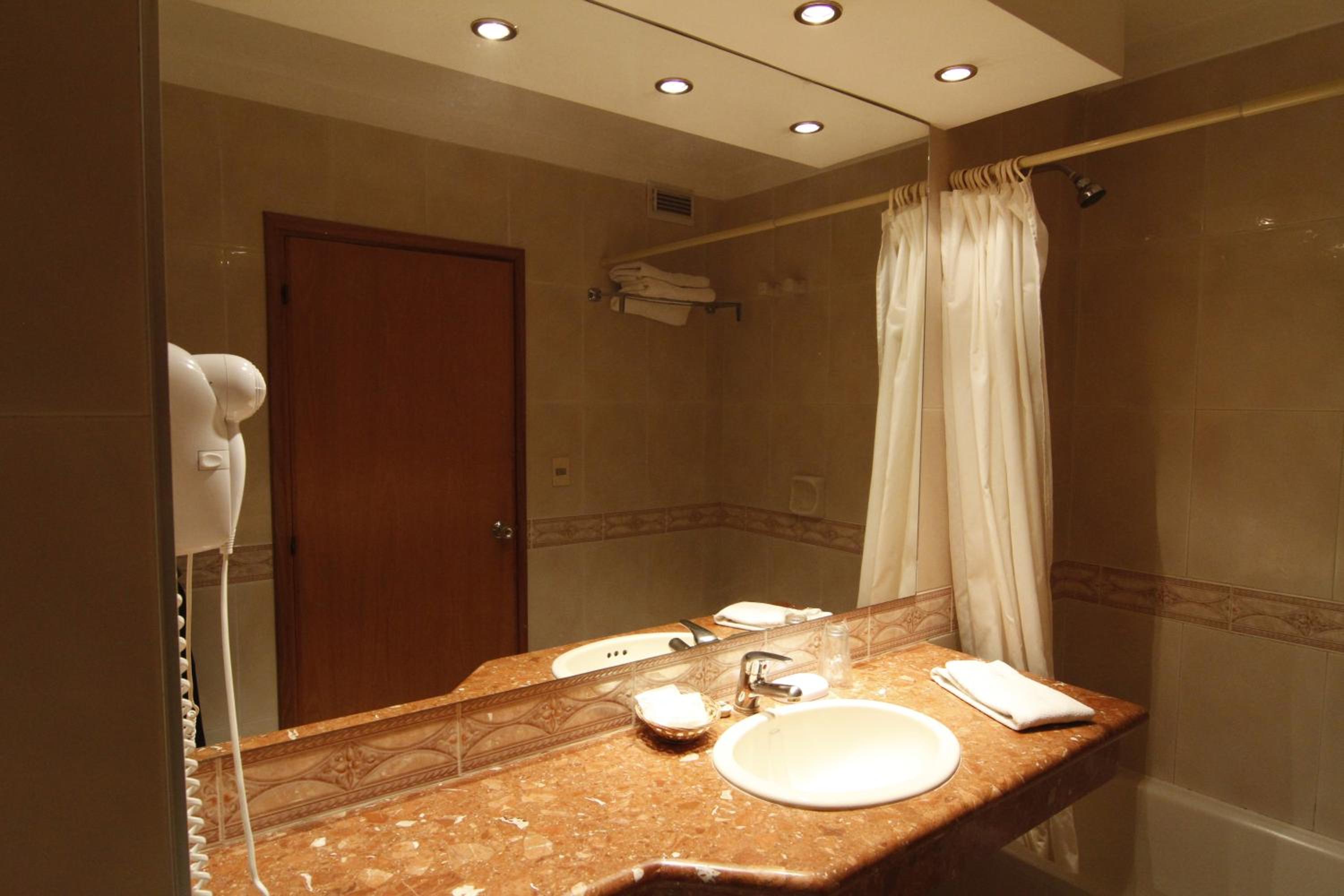 Junior Suite - Photo 6