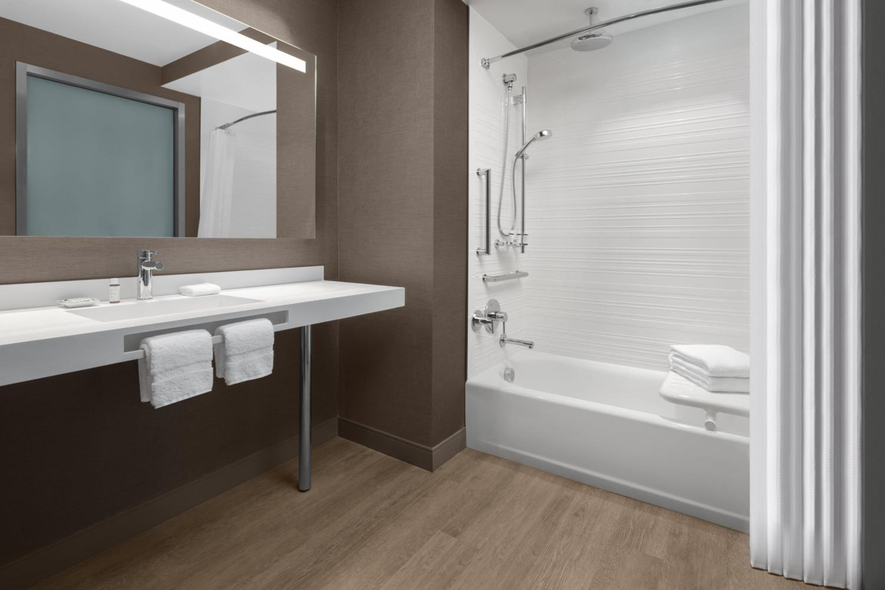 Double Room - Photo 4