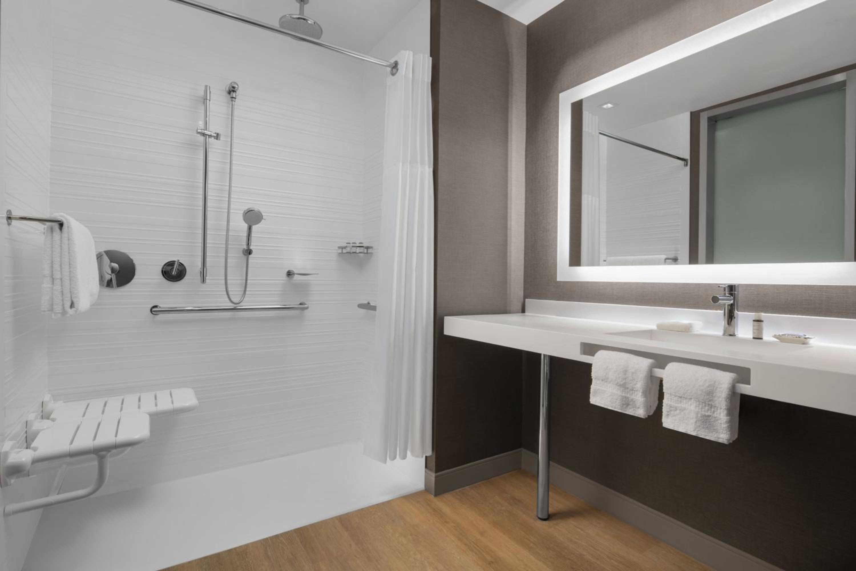 Double Room - Photo 3