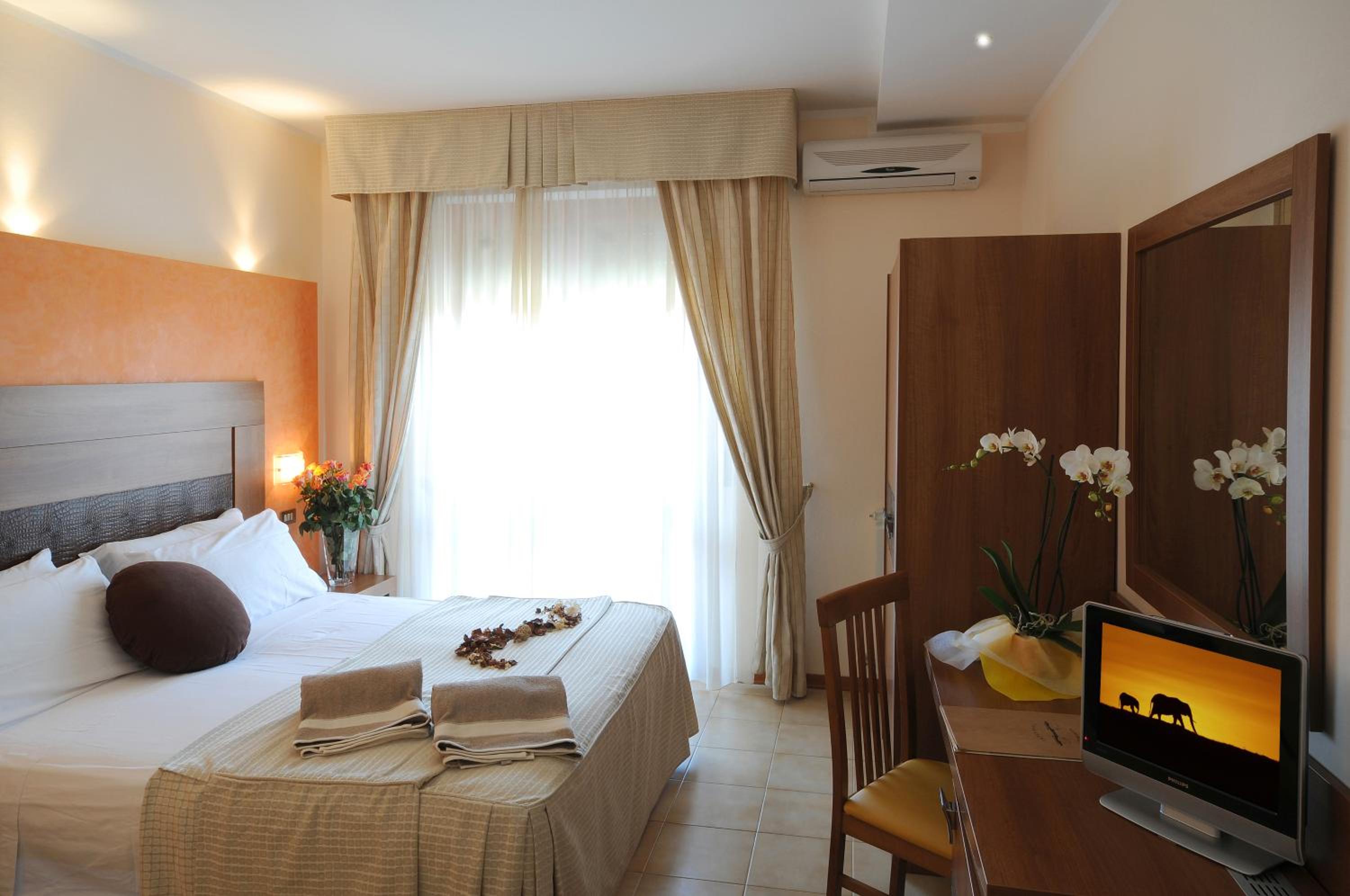 Triple Room - Photo 5