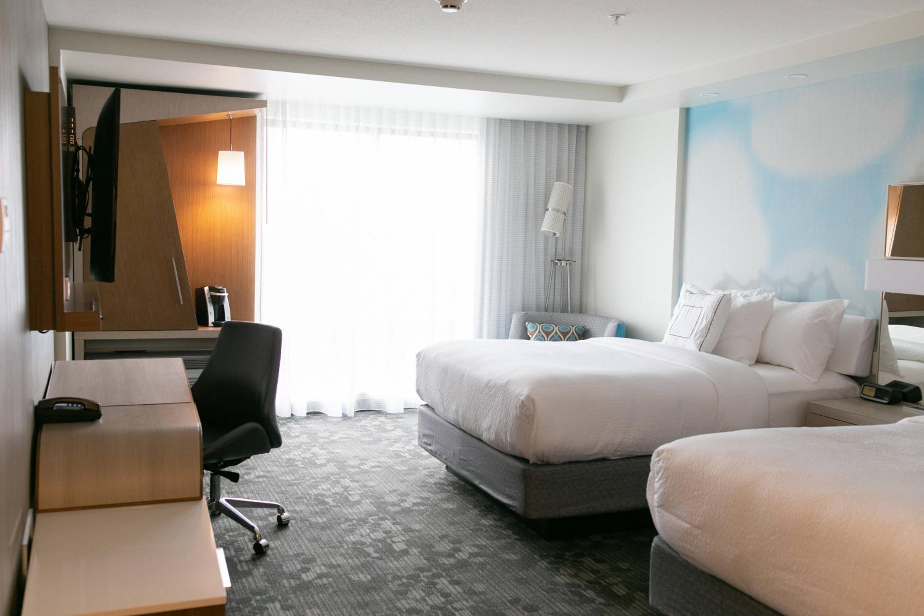Guest room, 2 Queen - Photo 1