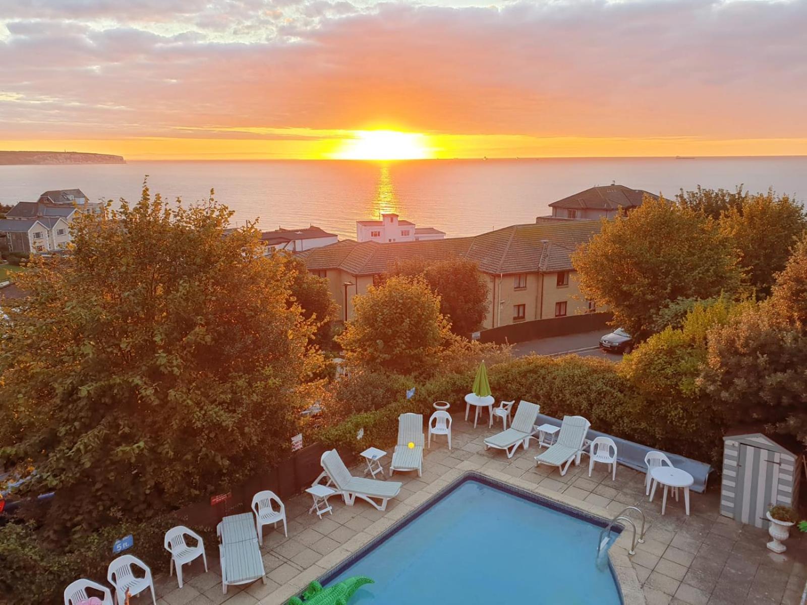 Standard Triple Room with Sea View - Top Floor photo 2