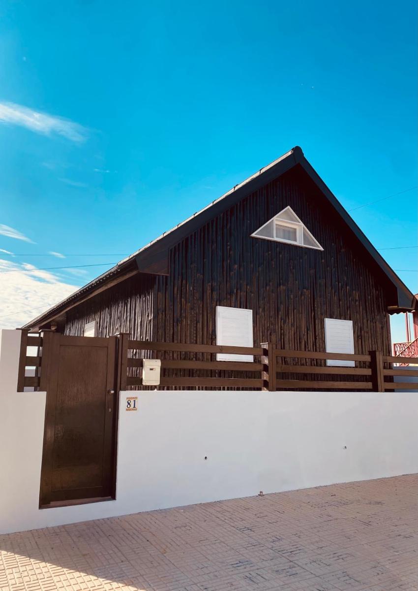 Four-Bedroom House photo 2