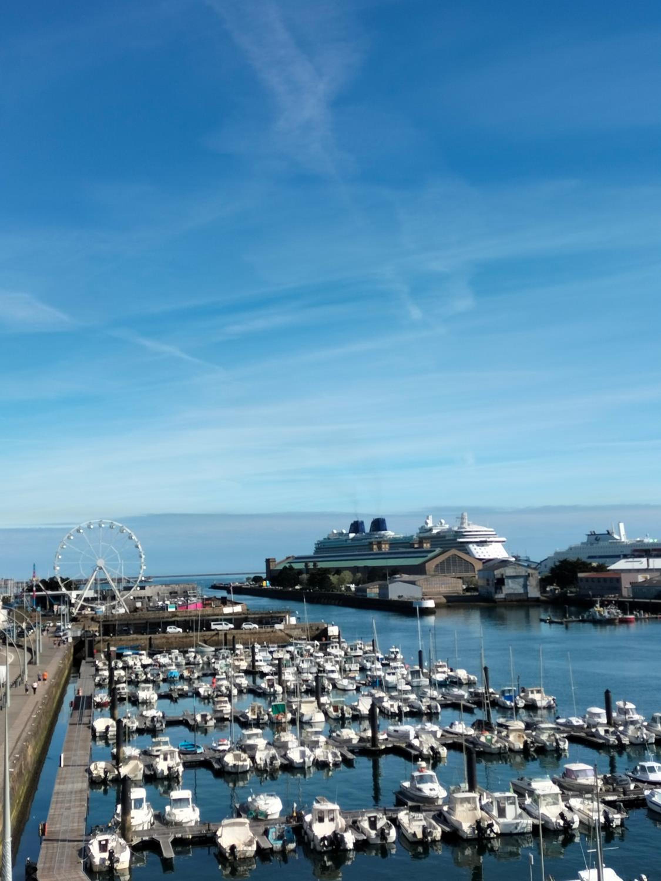 Comfort Double or Twin Room with Harbor View - Photo 6
