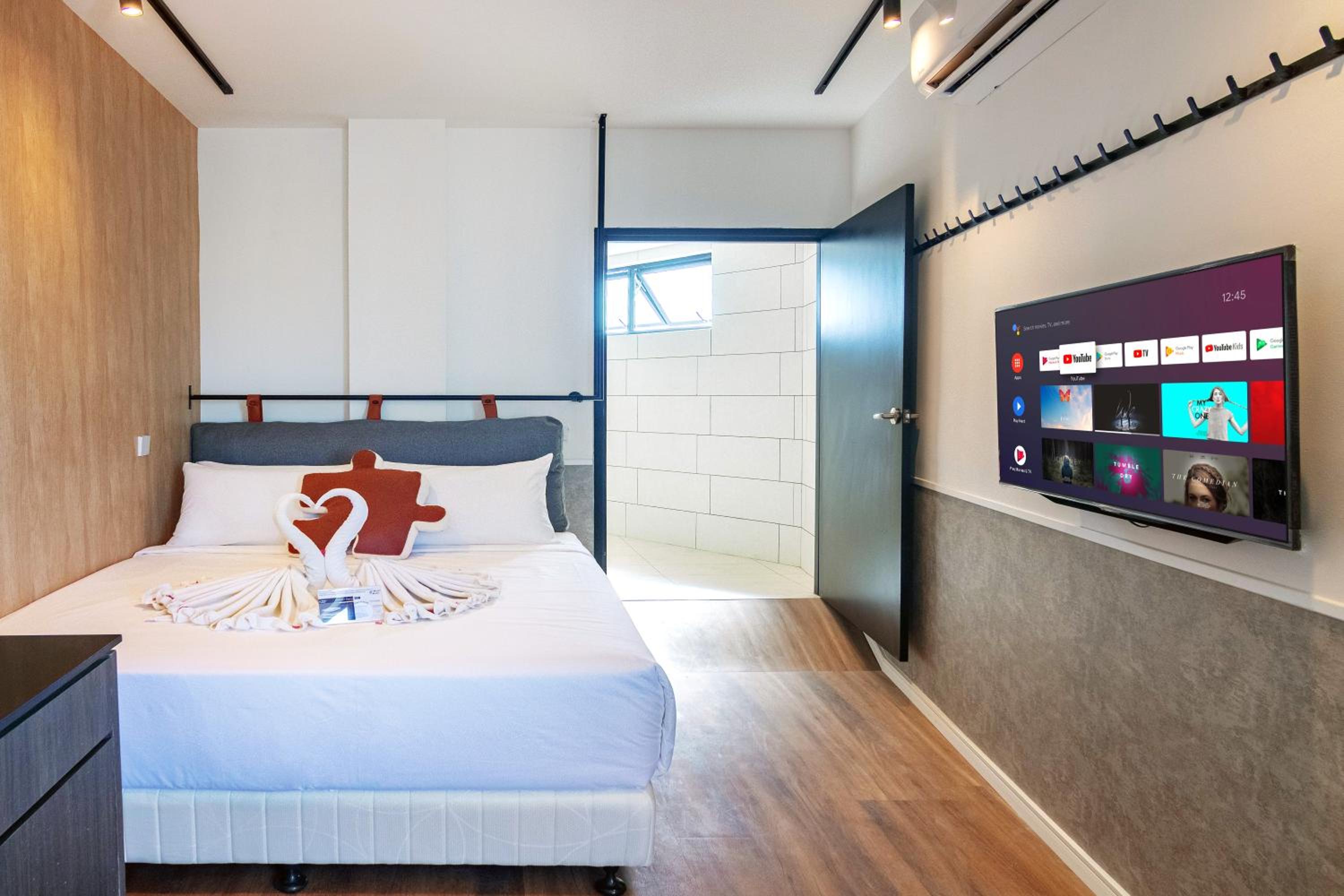 Deluxe Double Room - Photo 7