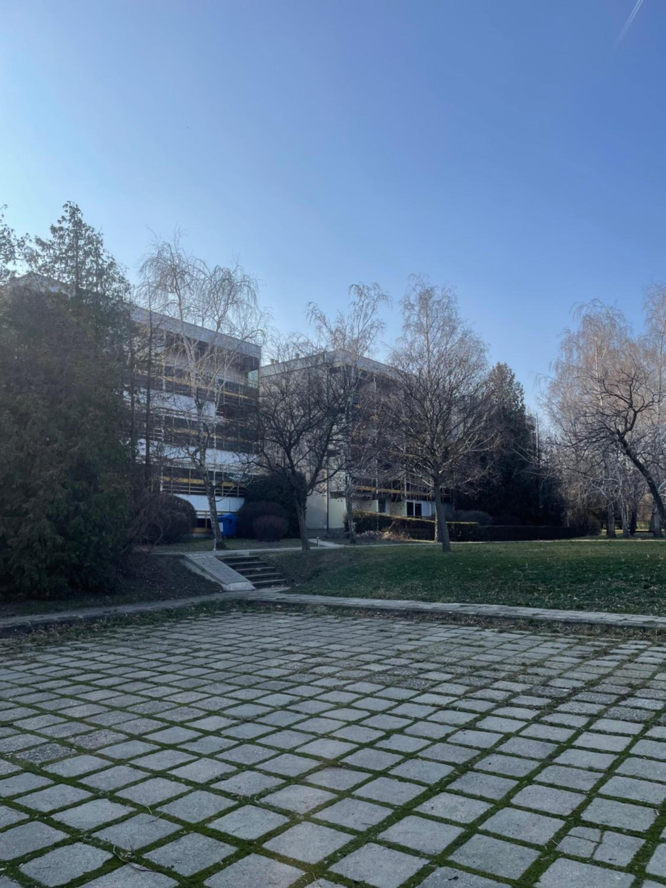 Apartment - Ground Floor photo 2