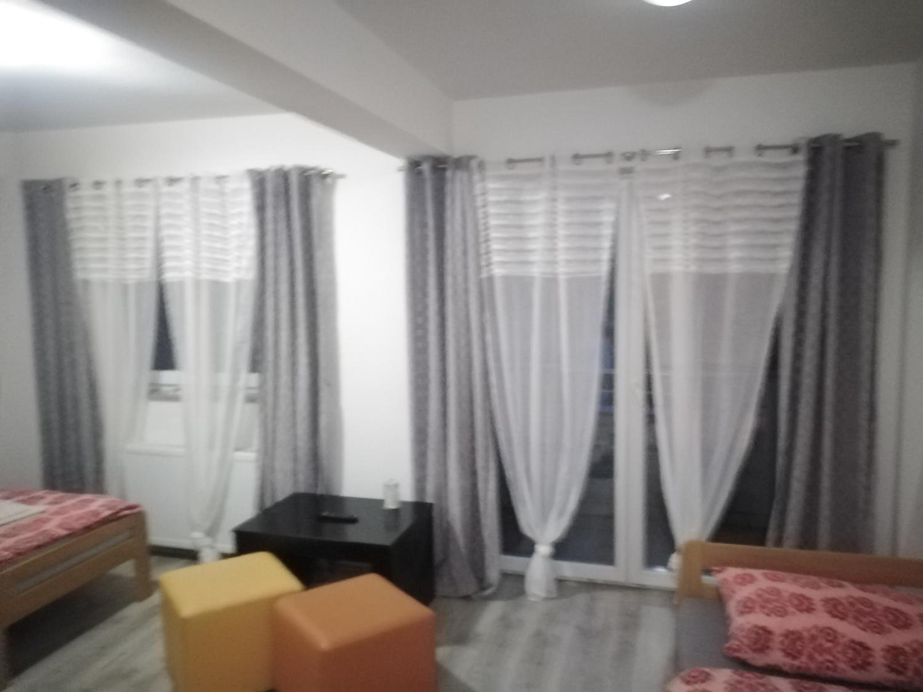 Triple Room with Private Bathroom - Photo 9