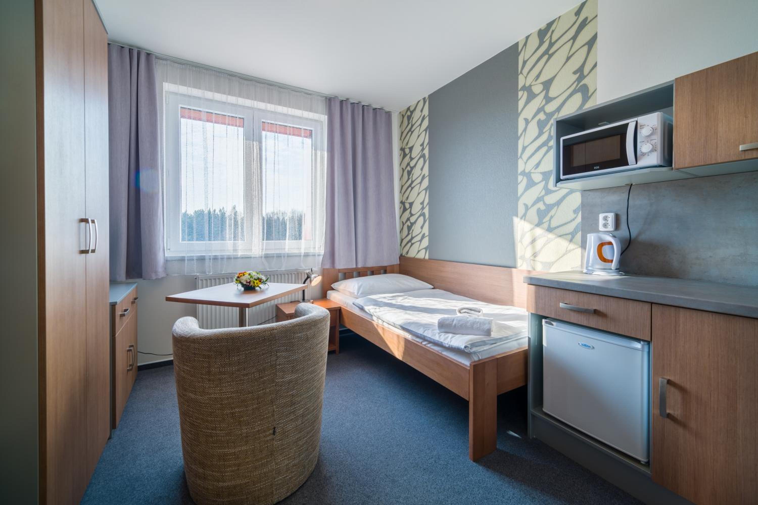 Single Room photo 2