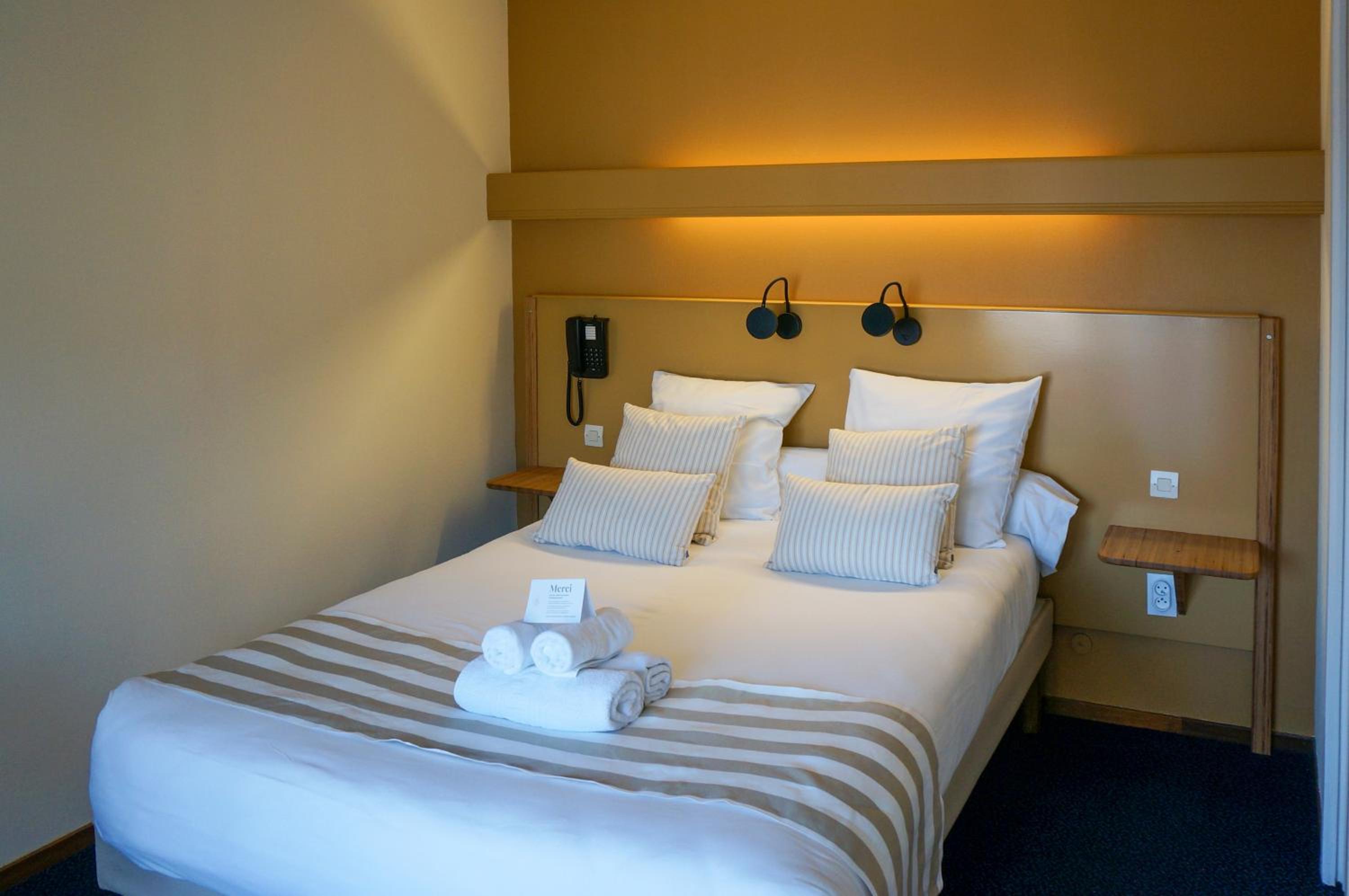 Double Room - Photo 1