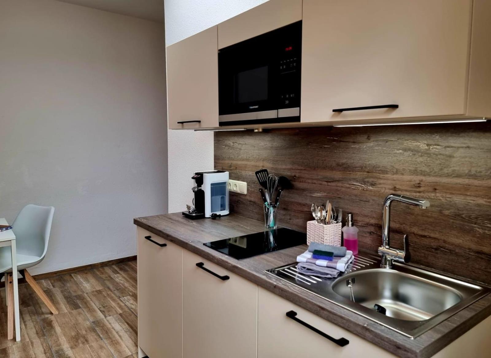 Studio Apartment photo 3