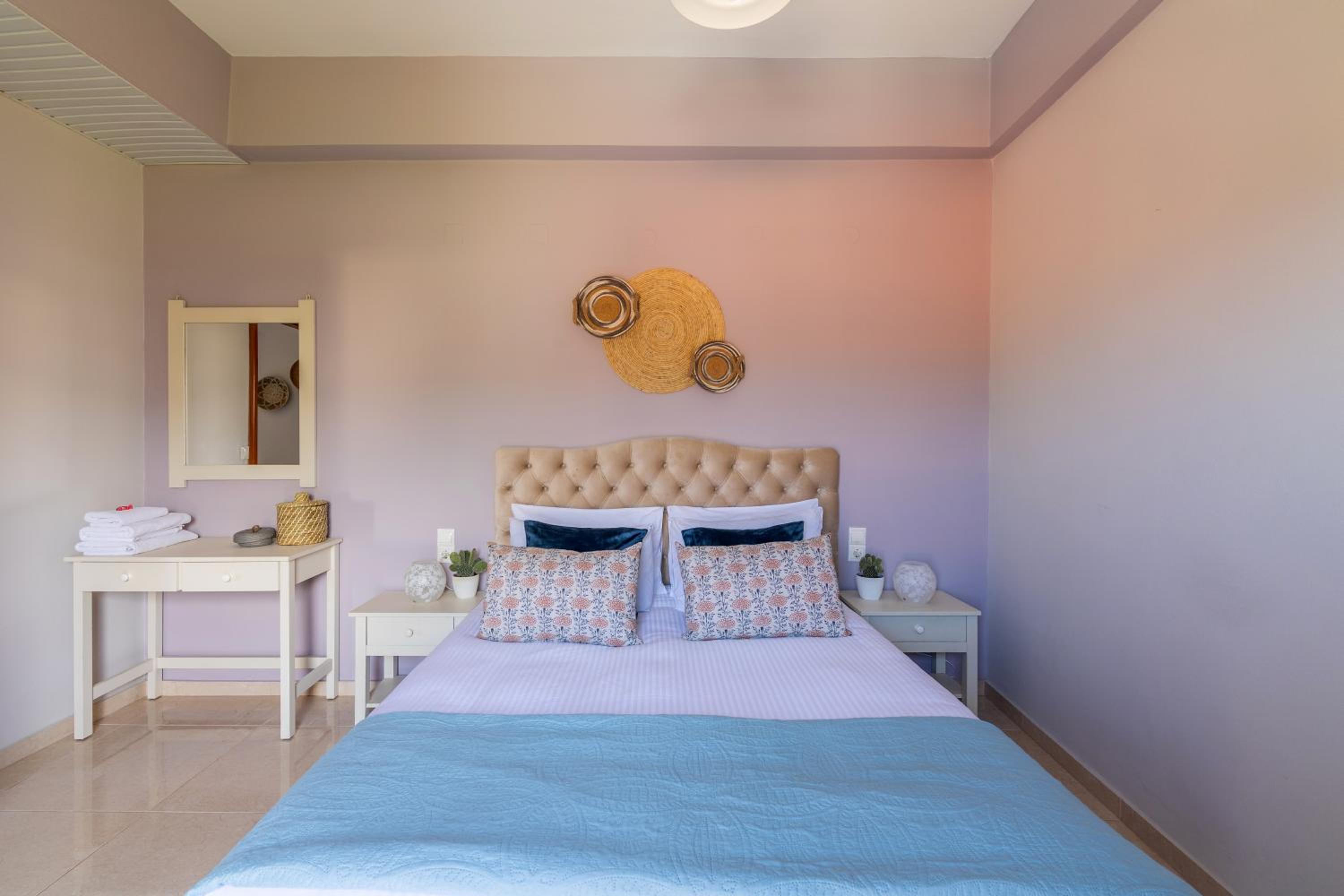 One-Bedroom Apartment (3-4 Adults)