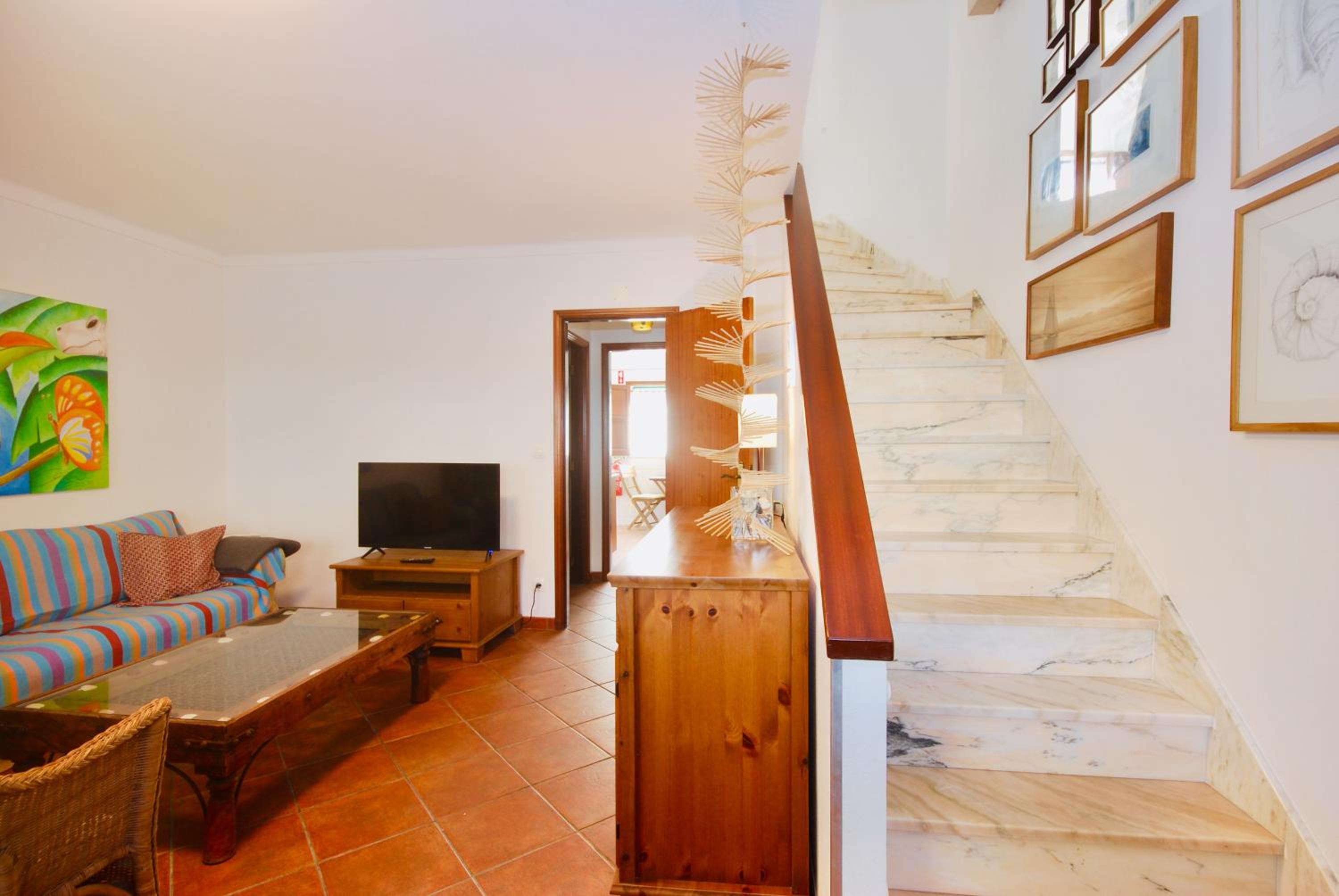 Two-Bedroom House photo 3