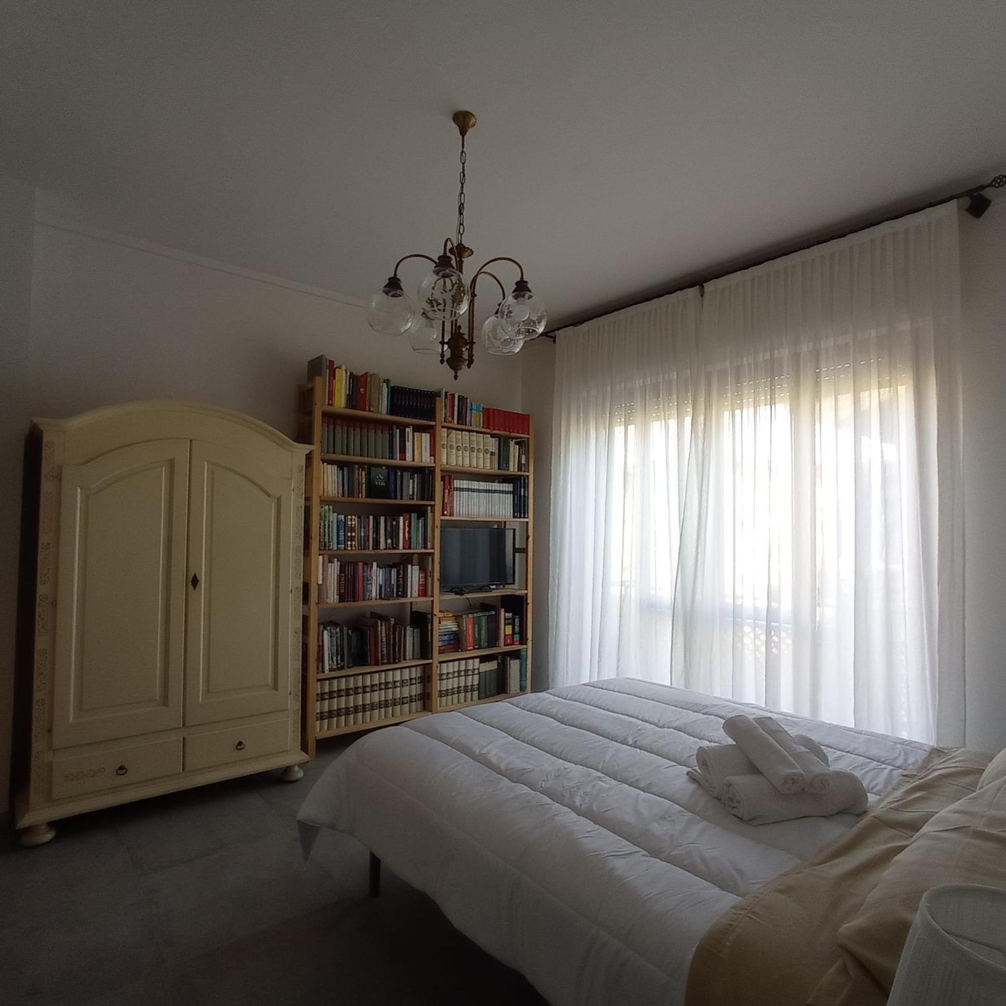 Double Room With Private External Bathroom photo 1