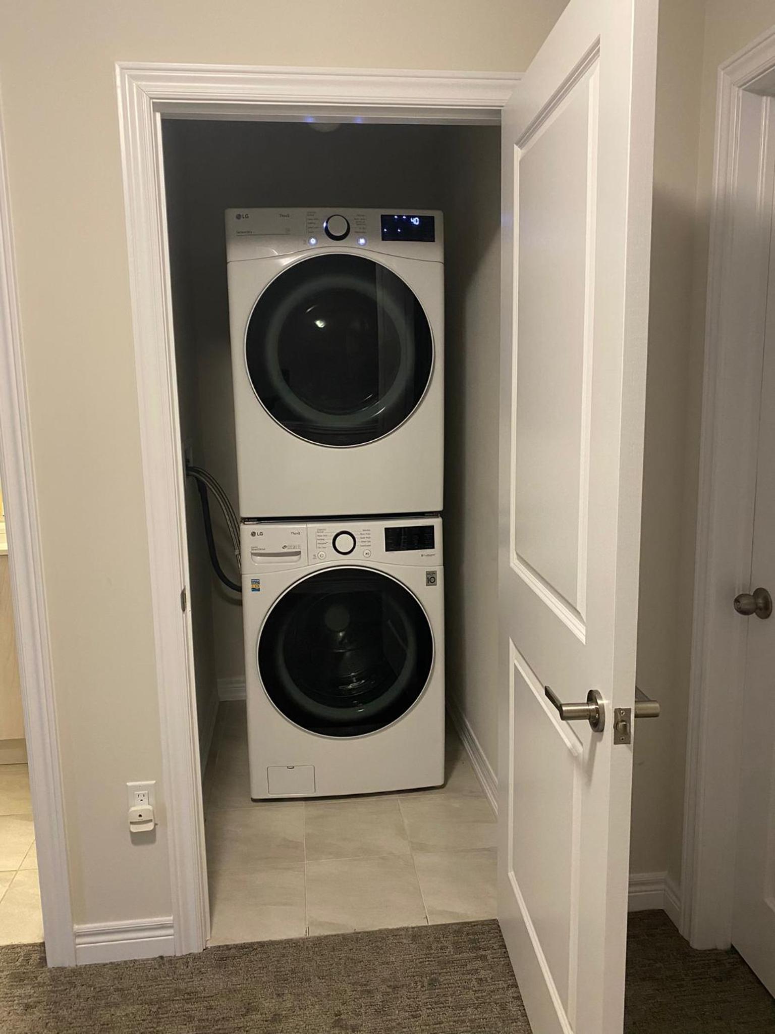 Double or Twin Room with Shared Bathroom photo 3