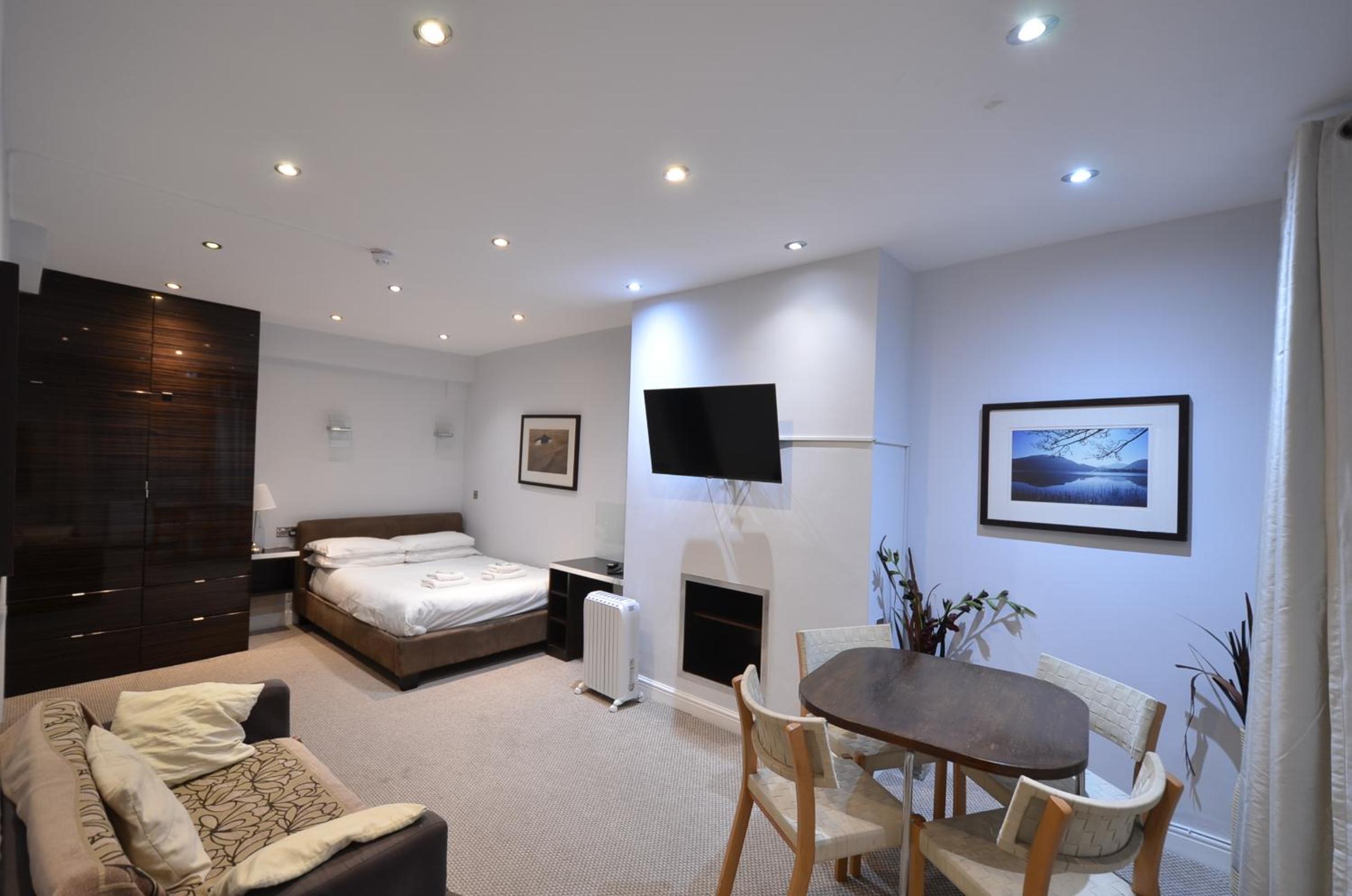 Standard Double Room photo 2