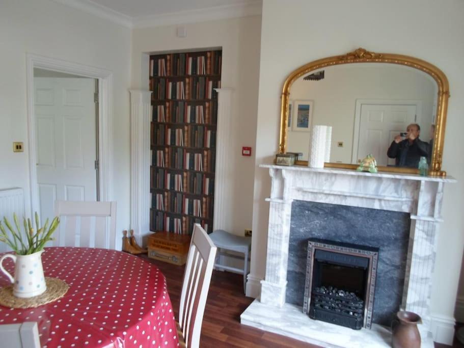 Two-Bedroom House photo 2