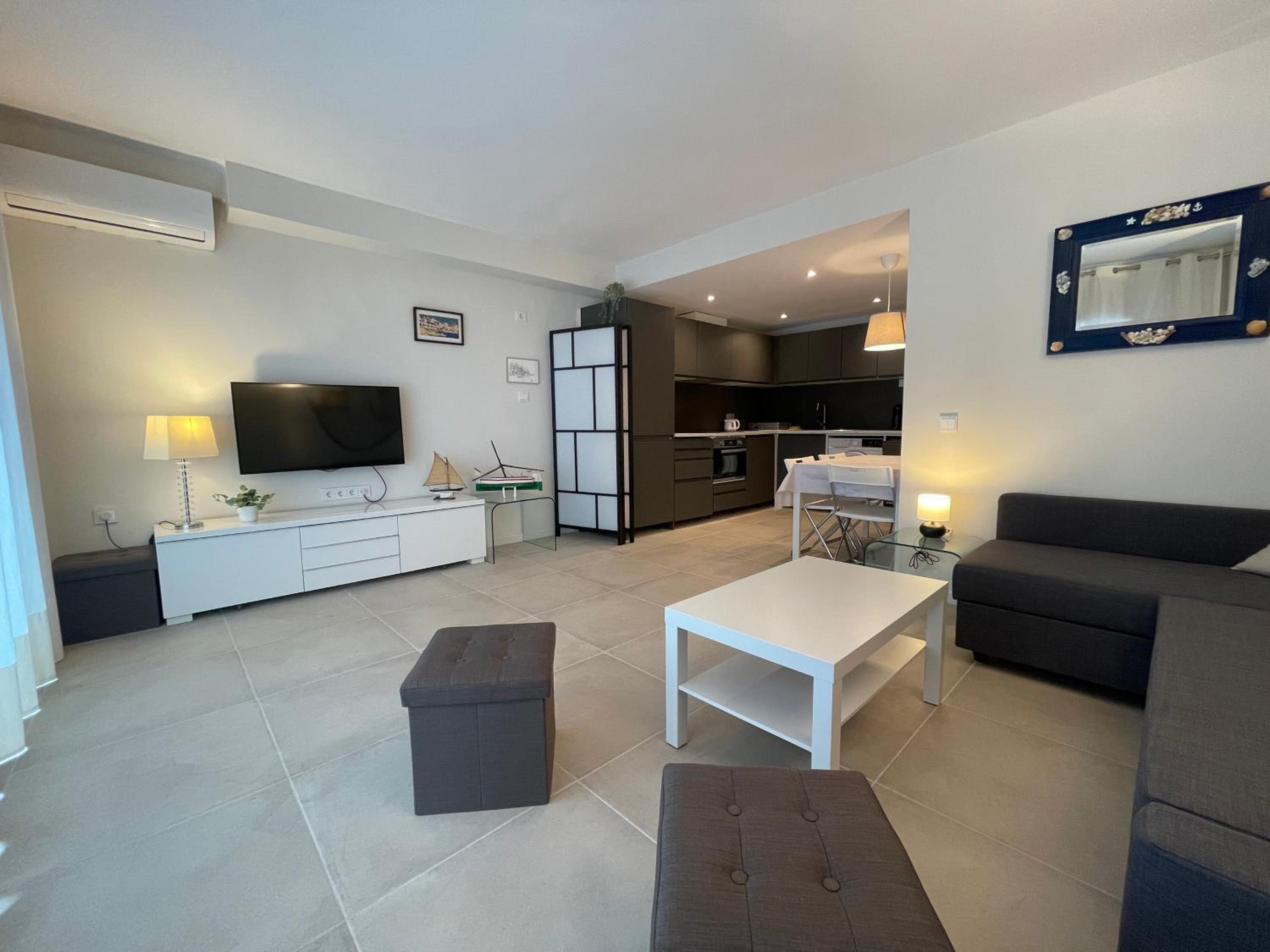 Apartamento con Balcón