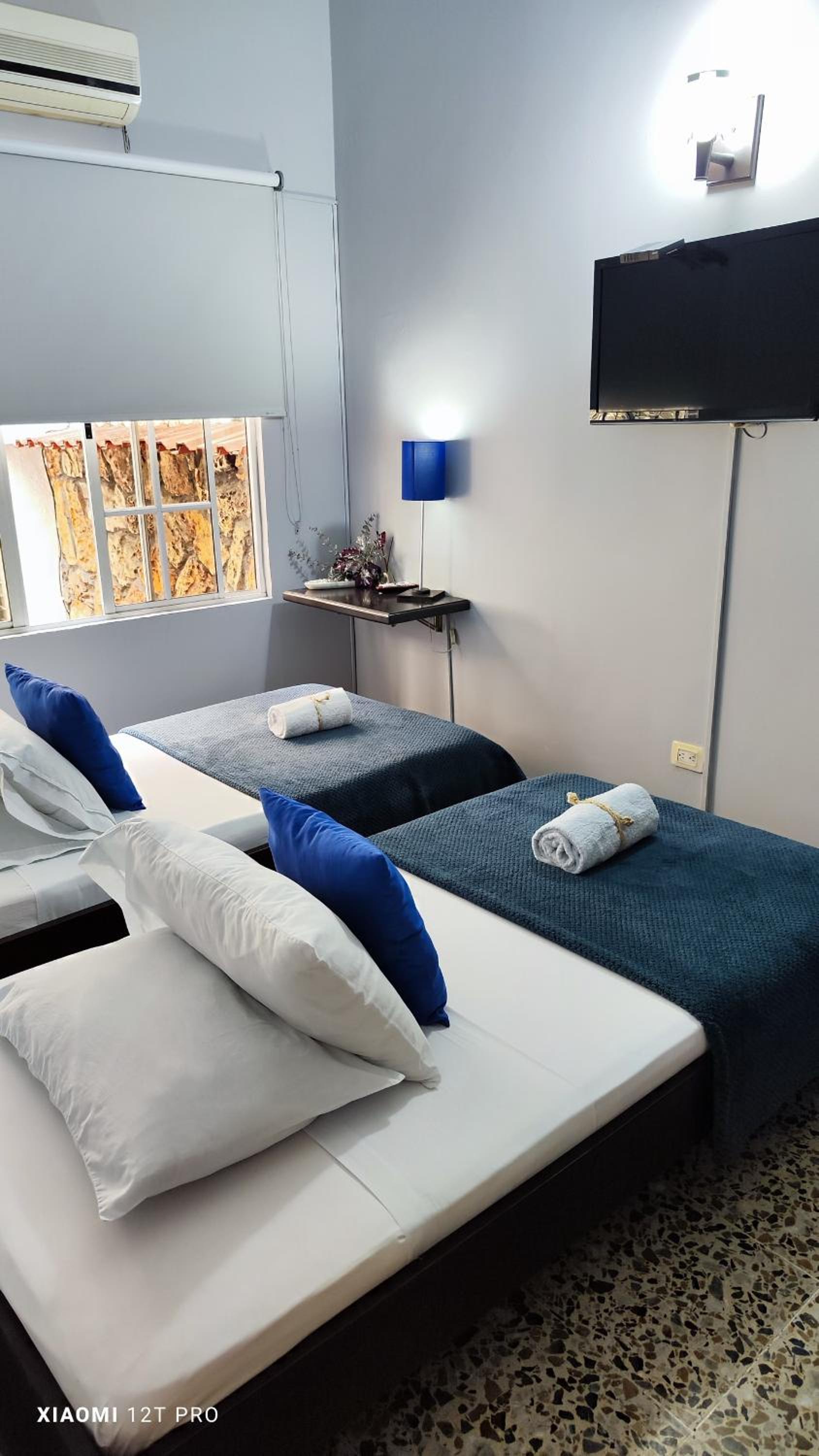 Twin Room with Private External Bathroom photo 3