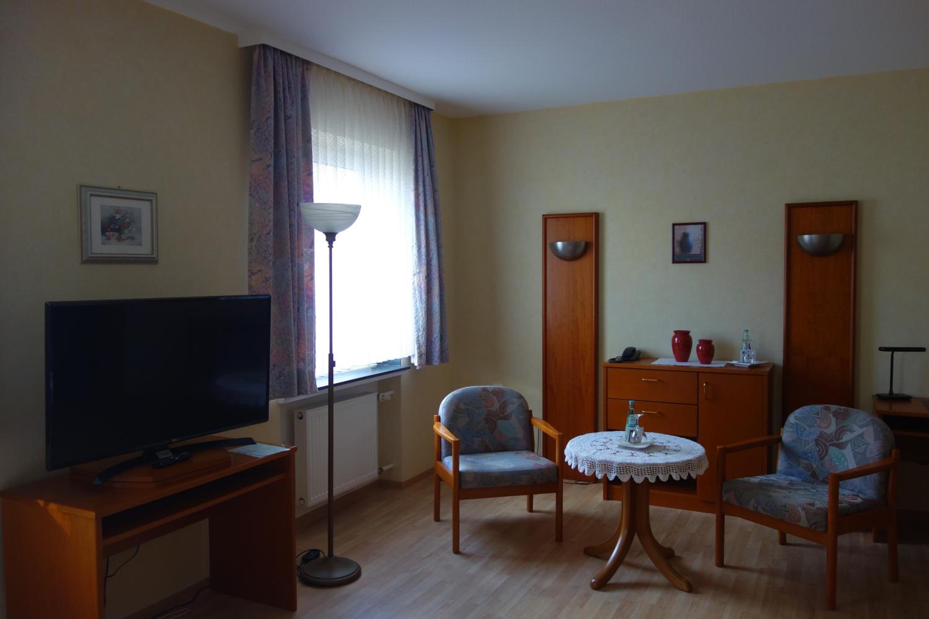 Large Double Room photo 3