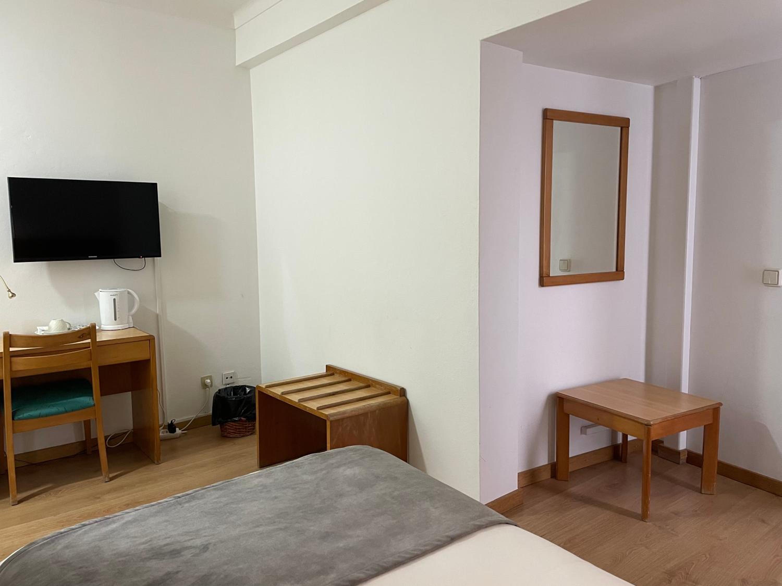 Single Room photo 2
