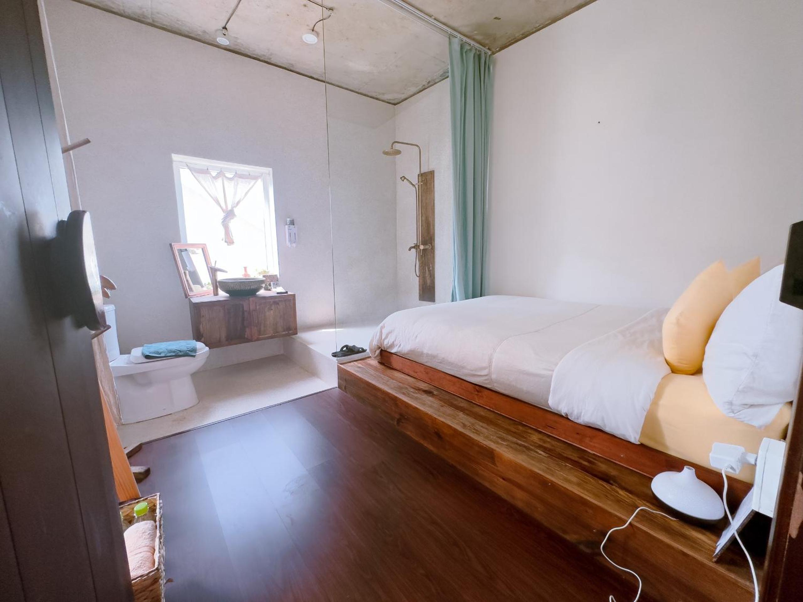 Queen Room with Garden View photo 2