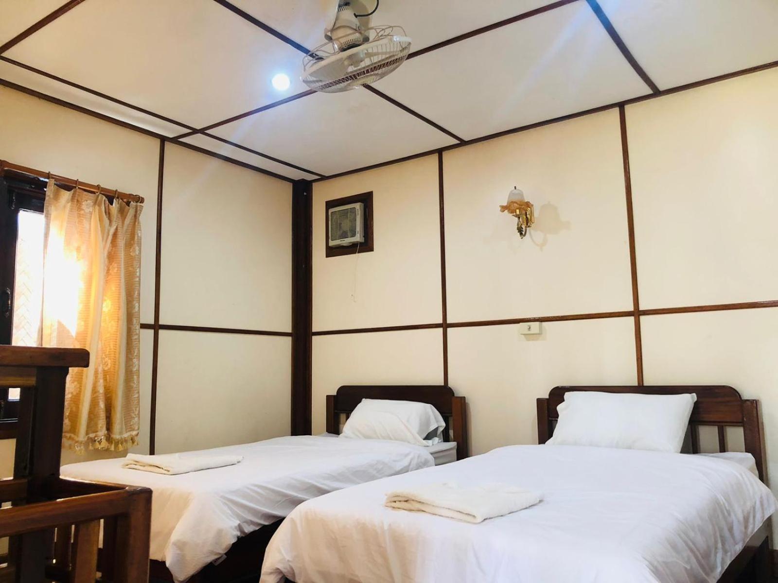 Deluxe Twin Room photo 1