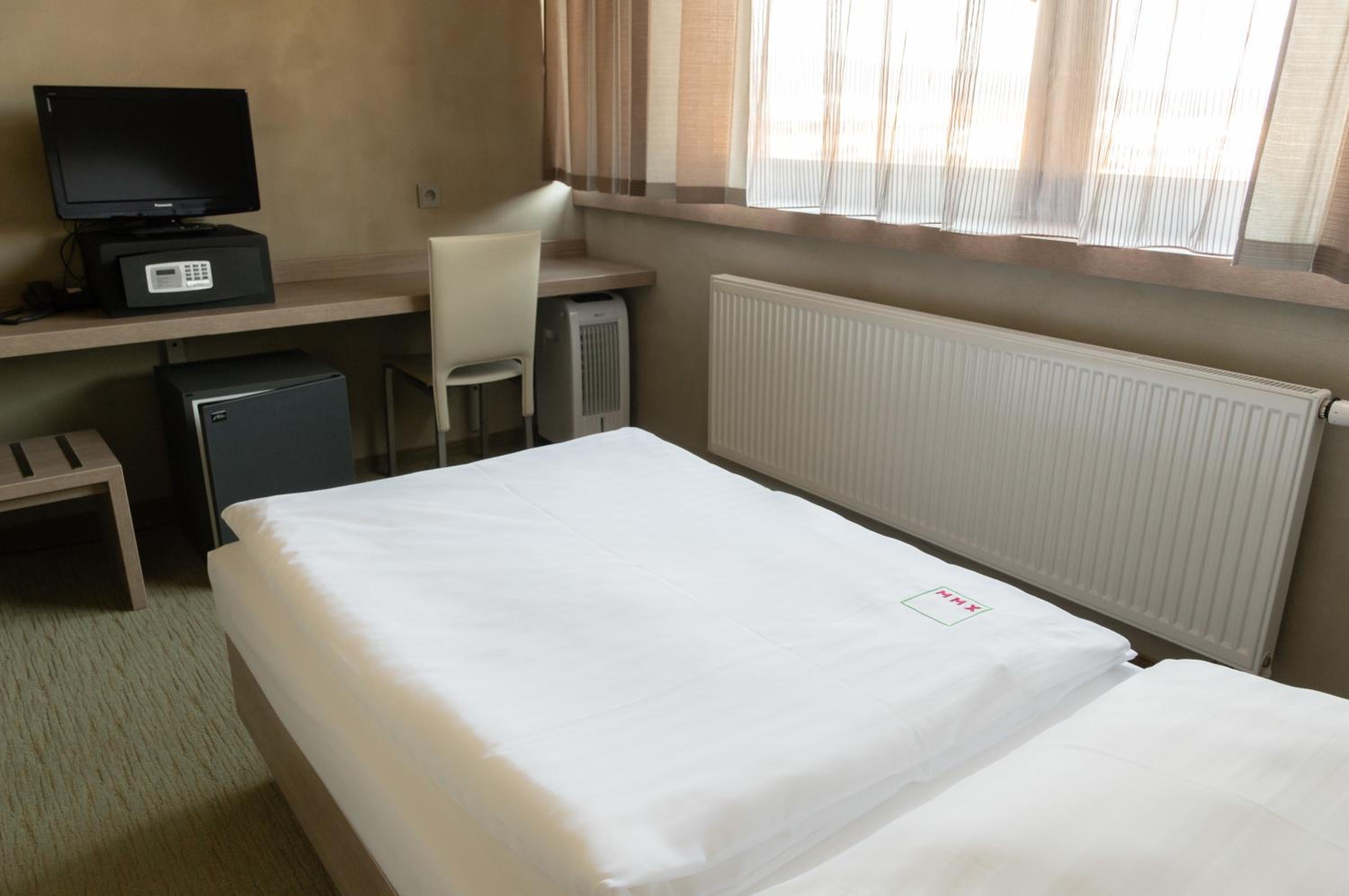 Single Room photo 2