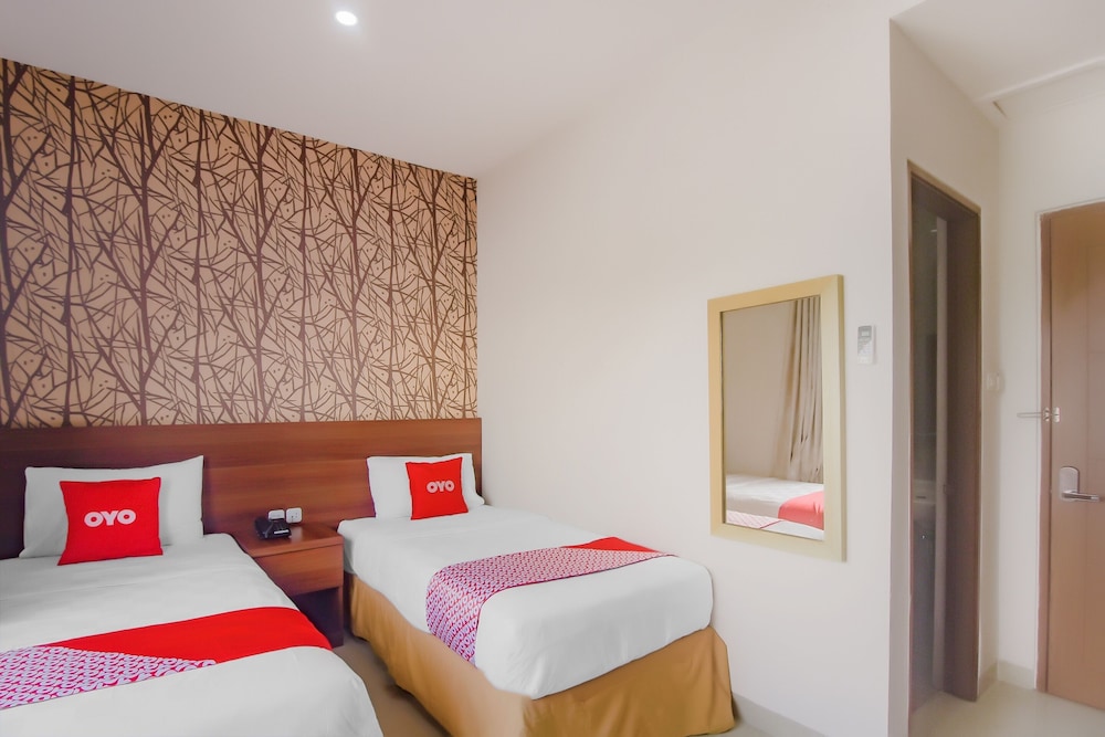 Deluxe Twin Room photo 2
