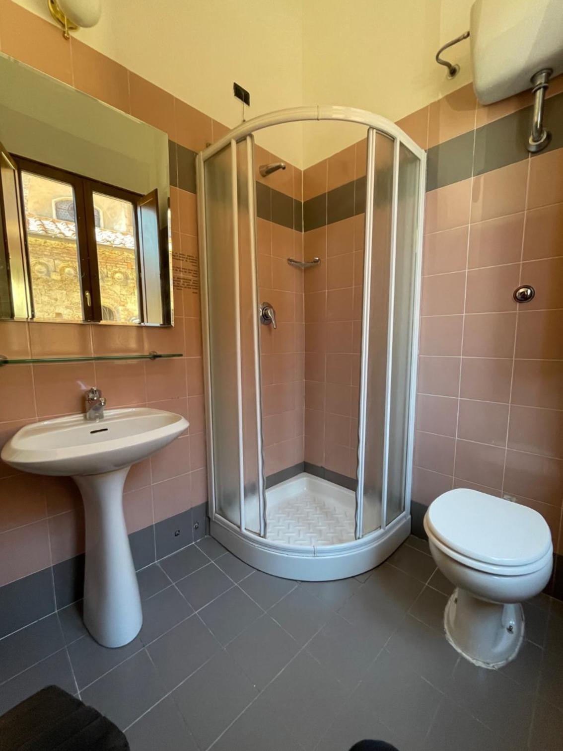Triple Room - Photo 1