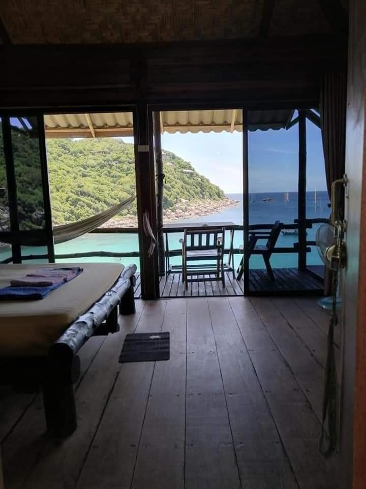 Bungalow with Sea View photo 3