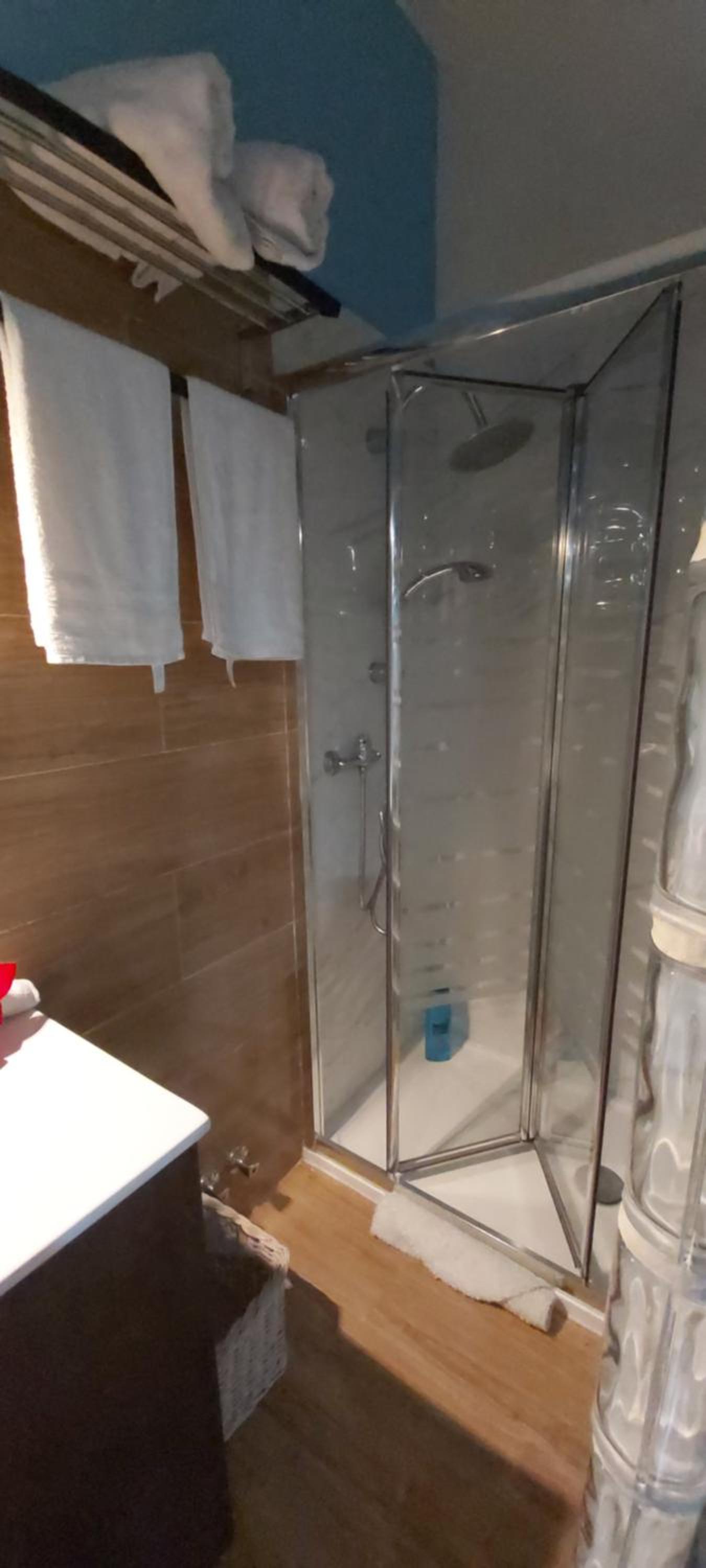 Standard Double Room - Photo 32