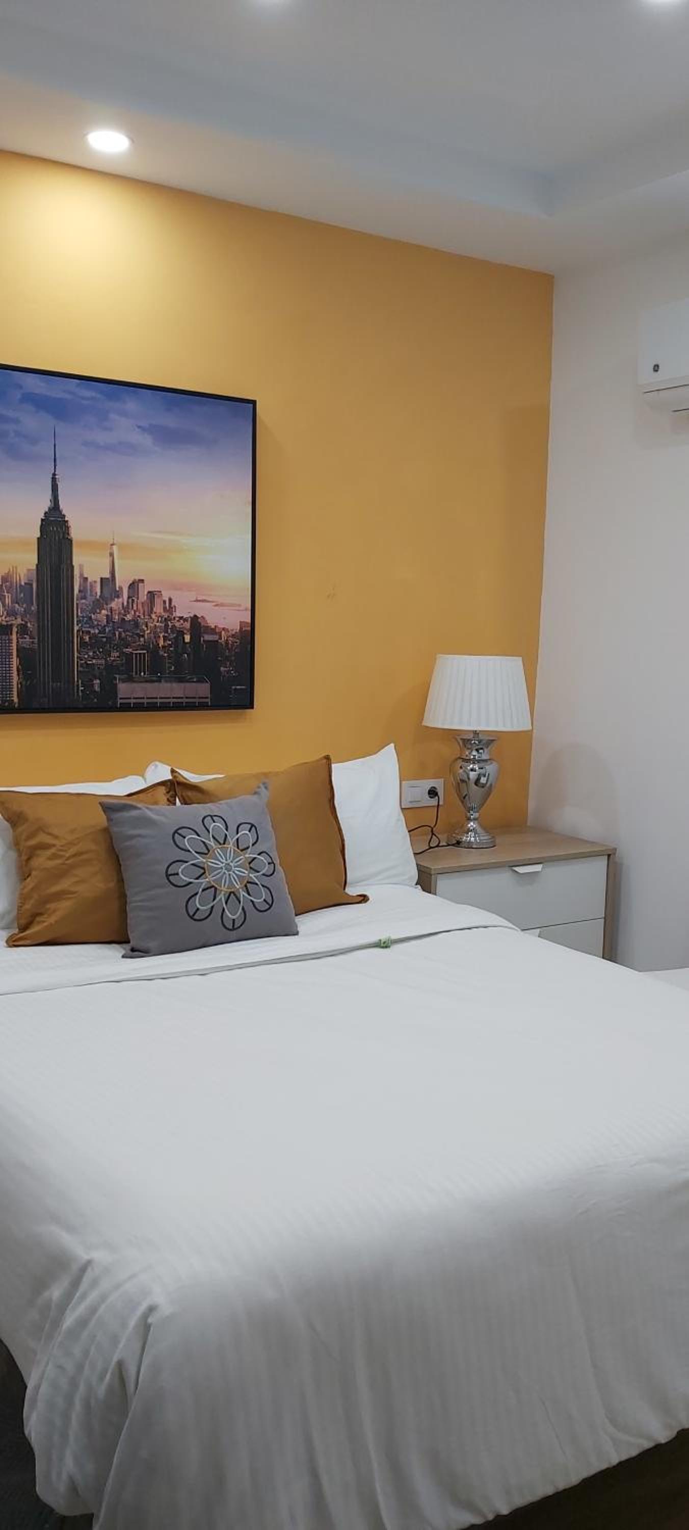 Double Room with Spa Bath - Photo 13