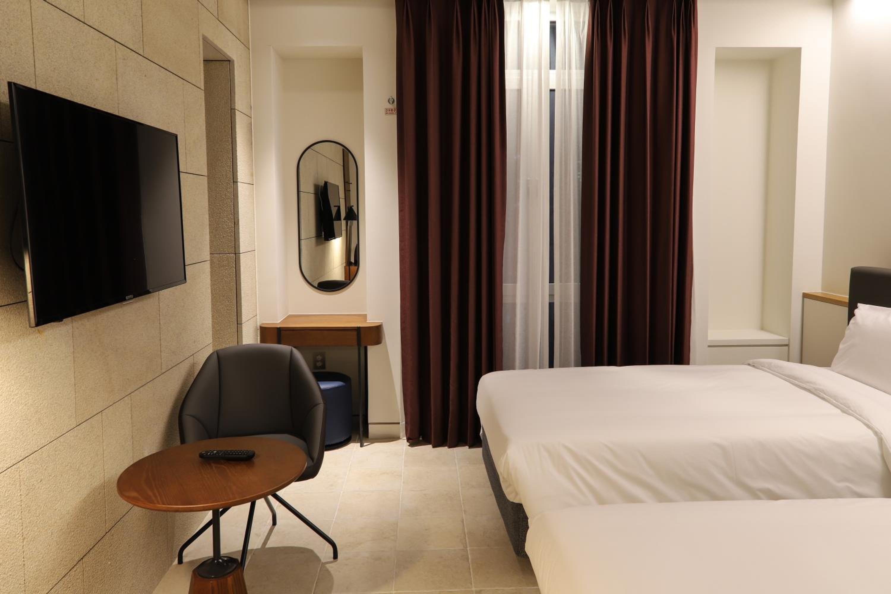 Standard Triple Room - Photo 3