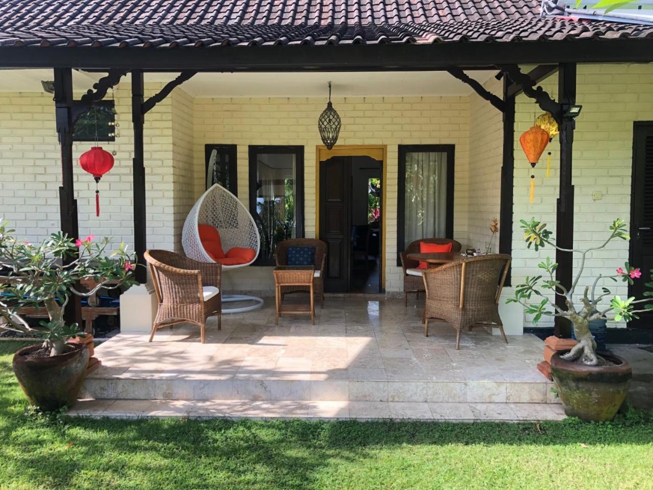 Three-Bedroom Villa - Photo 16